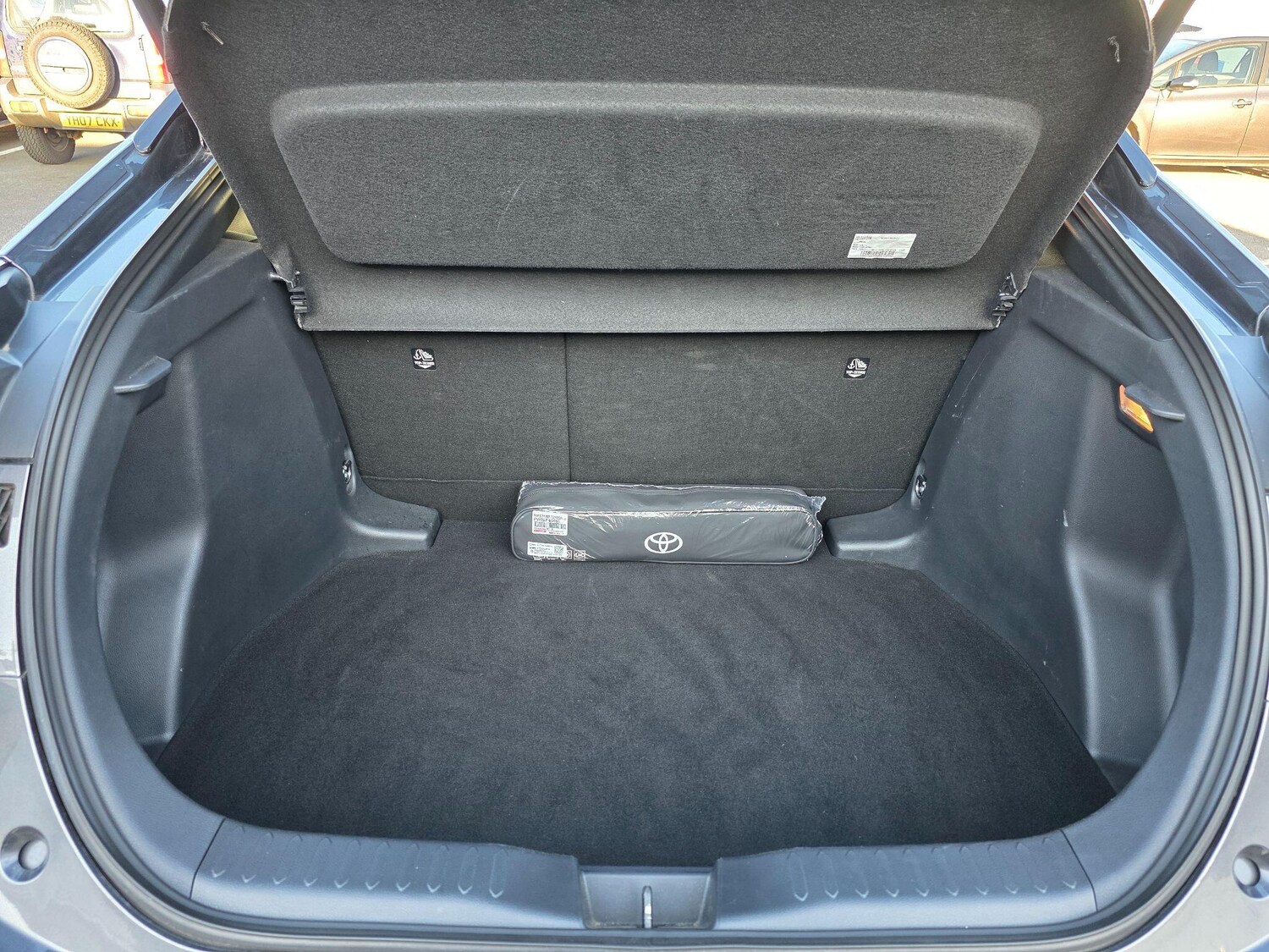 Used Toyota C-HR 2025 for sale - 77993458: Photo 16