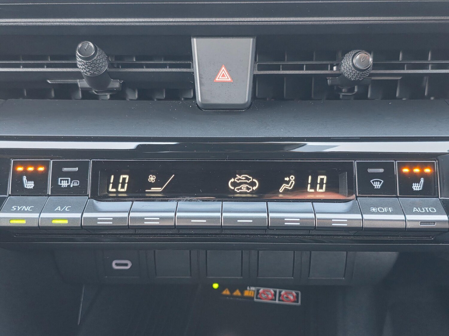 Used Toyota C-HR 2025 for sale - 77993458: Photo 23