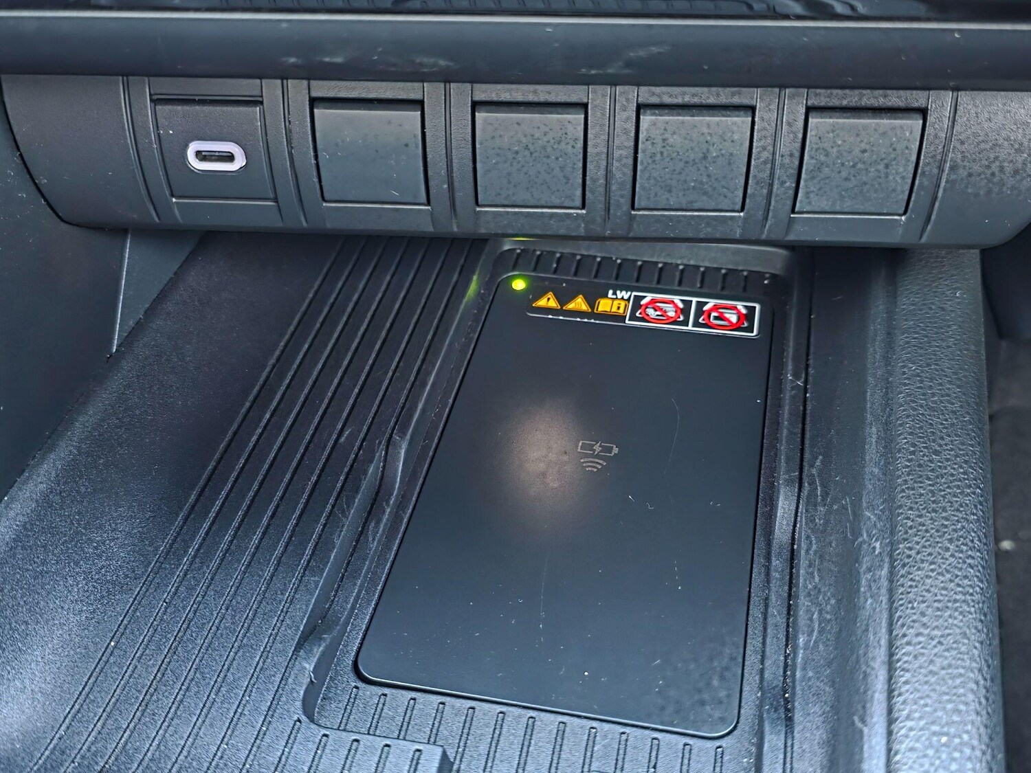 Used Toyota C-HR 2025 for sale - 77993458: Photo 24