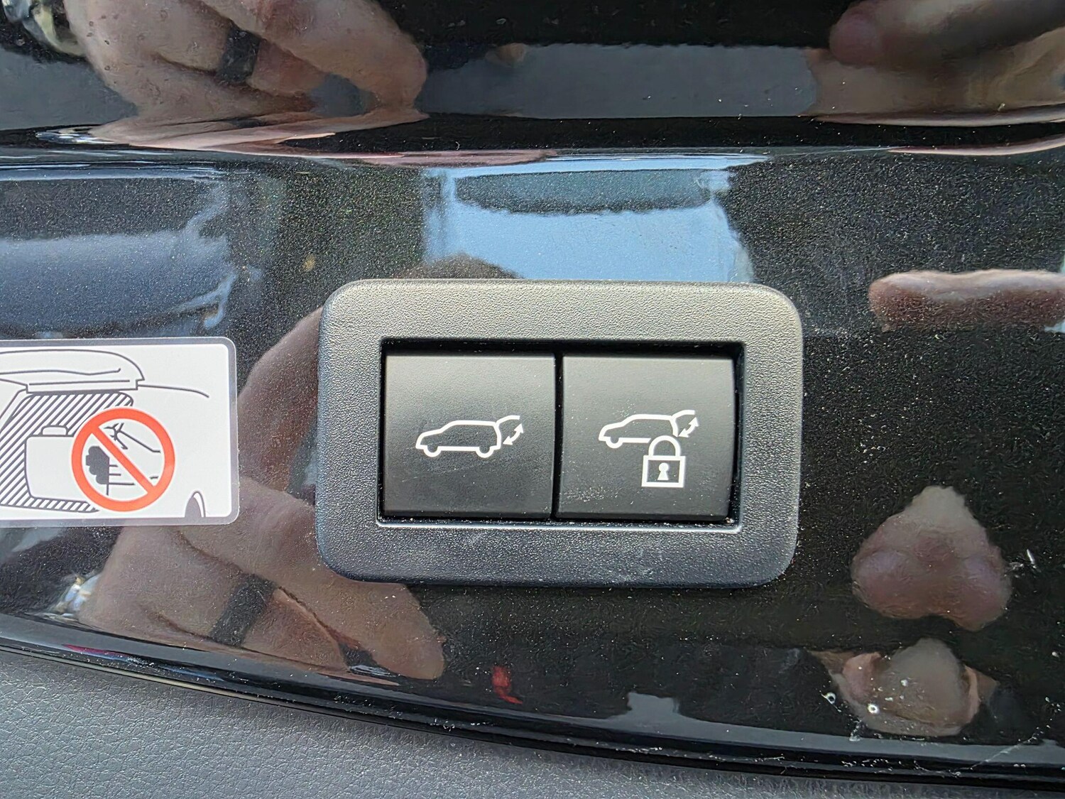 Used Toyota C-HR 2025 for sale - 78148035: Photo 25