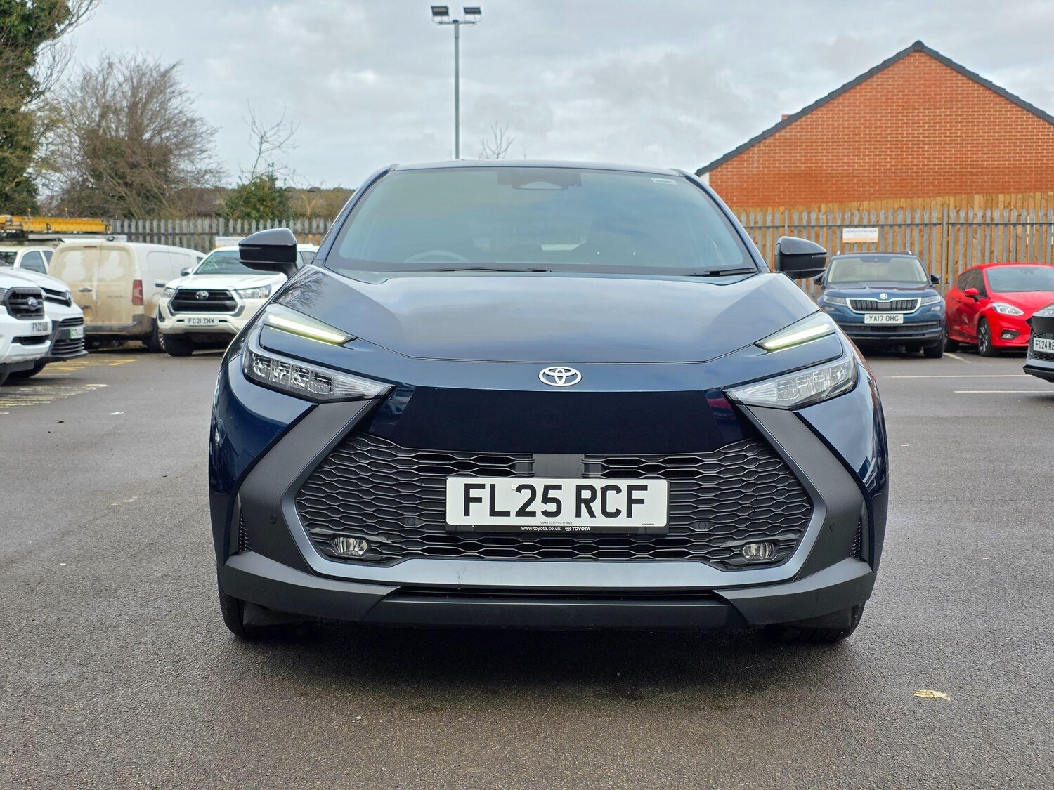 Used Toyota C-HR 2025 for sale - 77710427: Photo 17