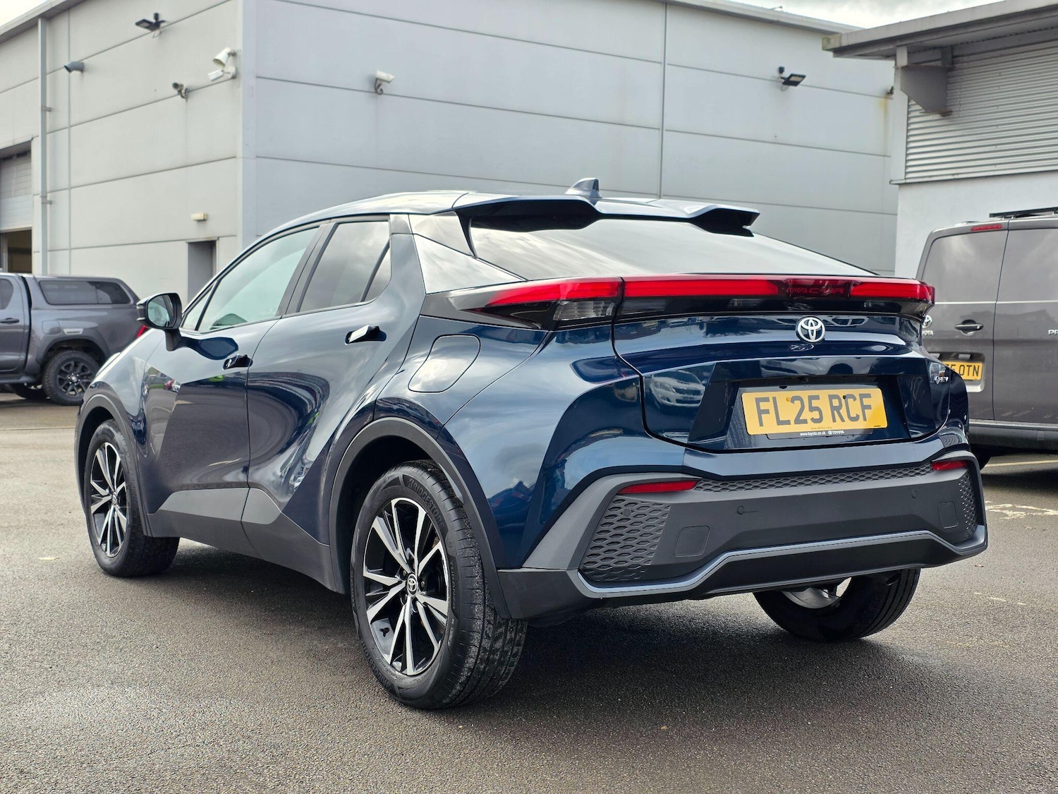 Used Toyota C-HR 2025 for sale - 77710427: Photo 6