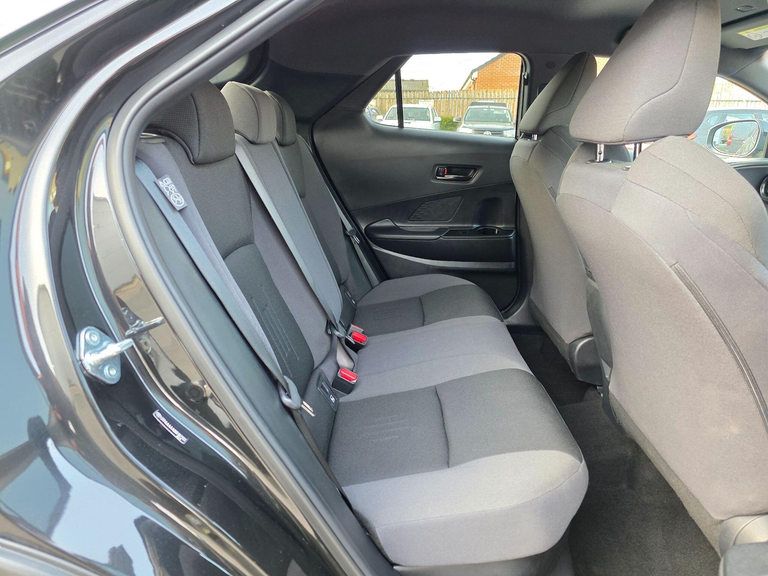 Used Toyota C-HR 2025 for sale - 77978082: Photo 15