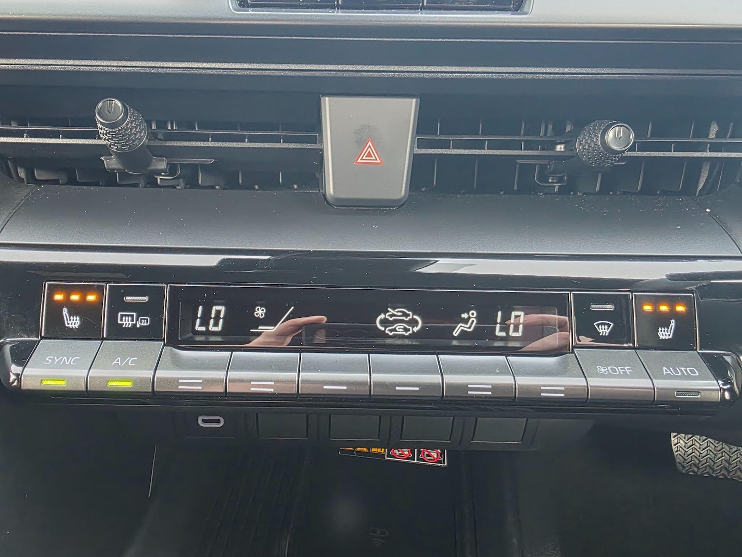 Used Toyota C-HR 2025 for sale - 77978082: Photo 23