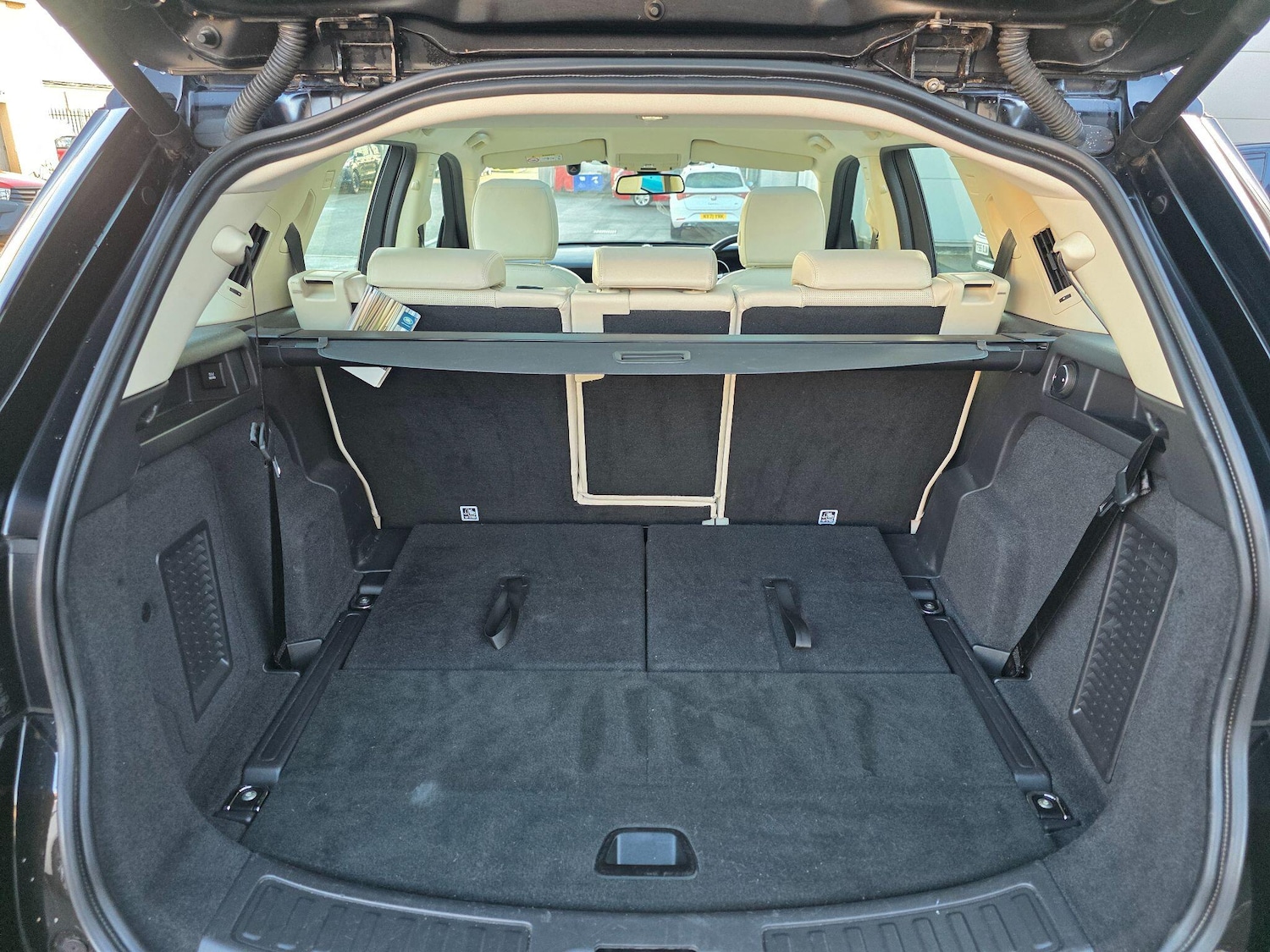 Used Land Rover Discovery Sport for sale - 76936585: Photo 16