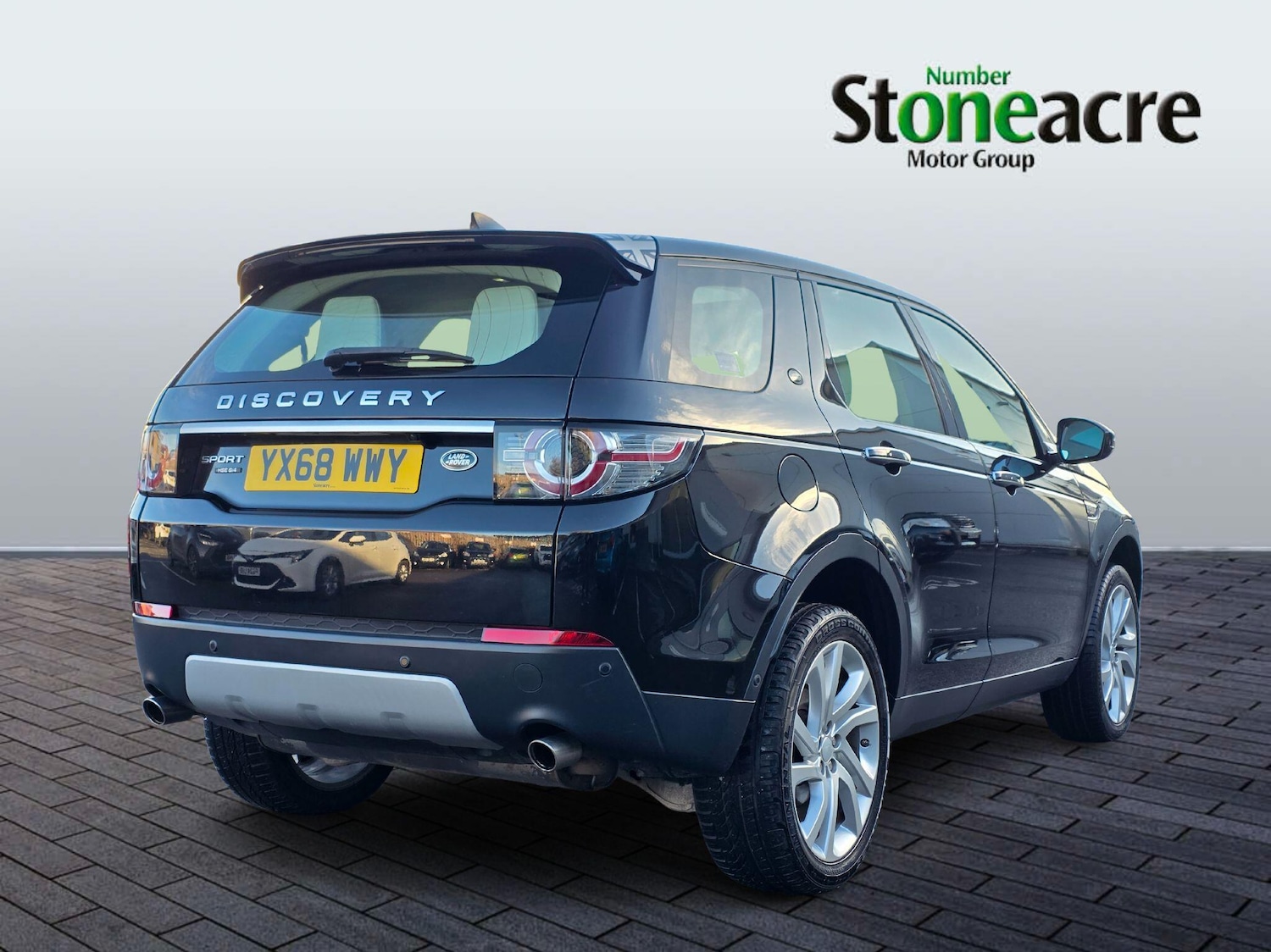 Used Land Rover Discovery Sport for sale - 76936585: Photo 2