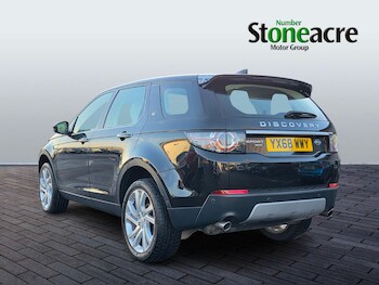 Used Land Rover Discovery Sport 2018 for sale - 76936585: Photo
