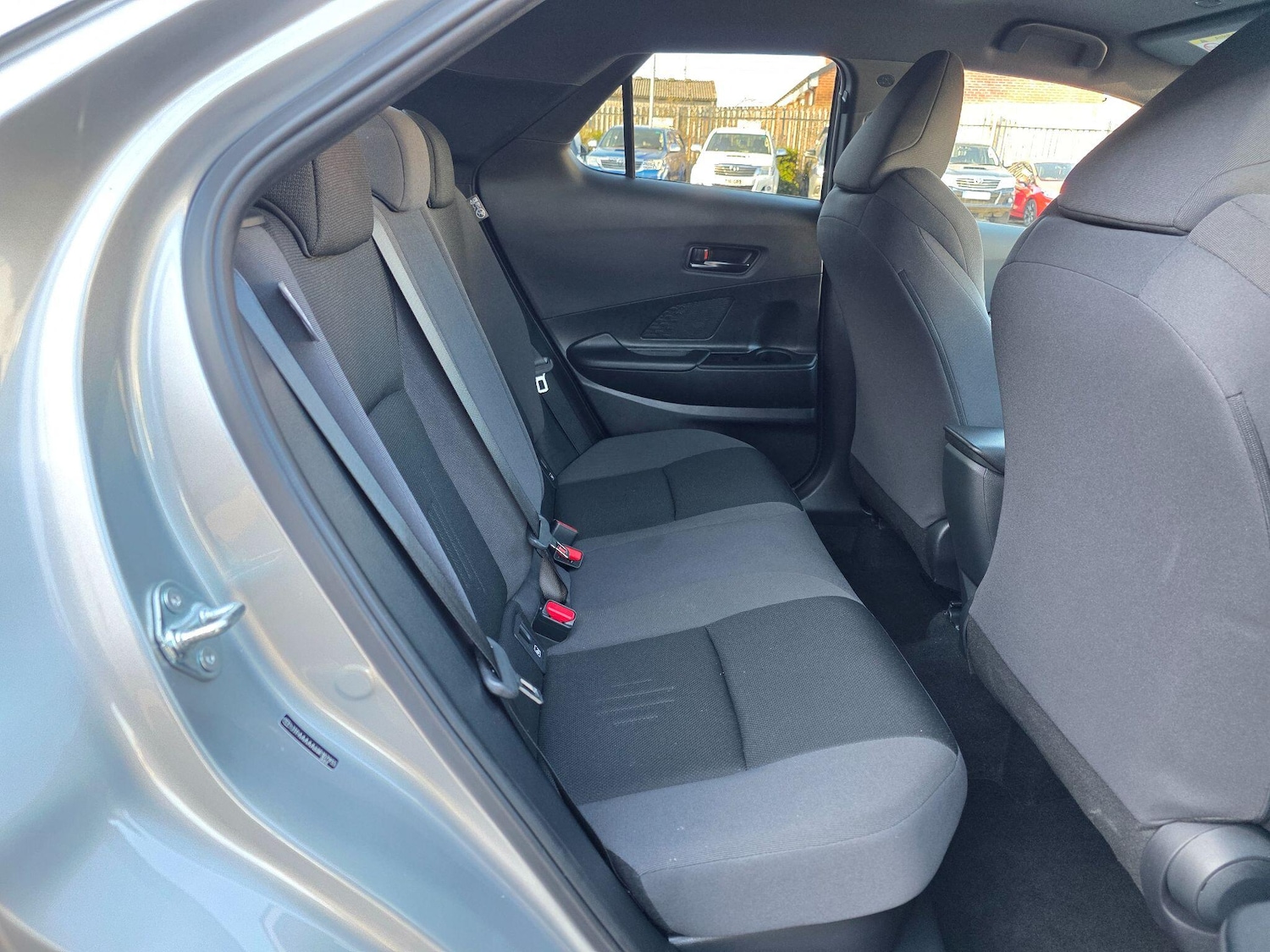 Used Toyota C-HR 2025 for sale - 77978399: Photo 15