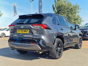 Used Toyota RAV4 2021 for sale - 75646116: Photo