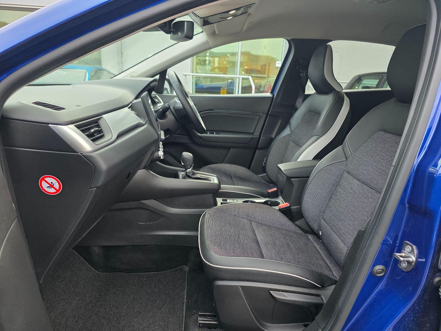 Used Renault Captur 2024 for sale - 78034083: Photo 10