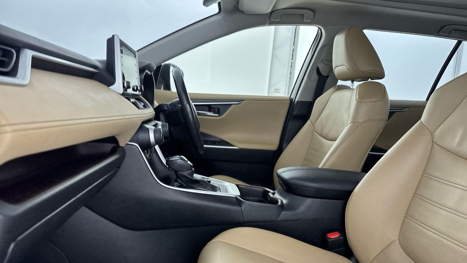 Used Toyota RAV4 2021 for sale - 76522325: Photo 12