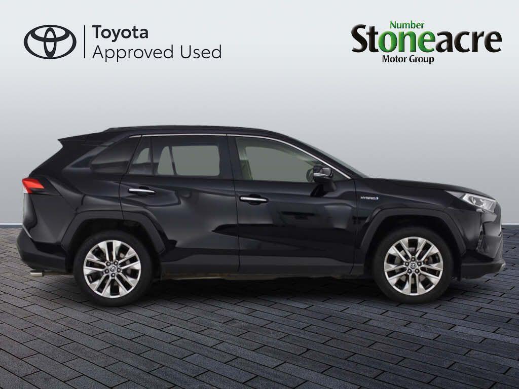 Used Toyota RAV4 2021 for sale - 76522325: Photo 18