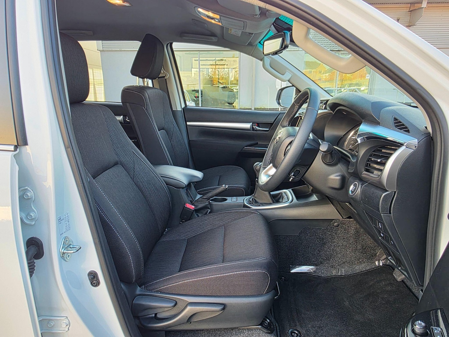 Used Toyota Hilux 2025 for sale - 76936134: Photo 13