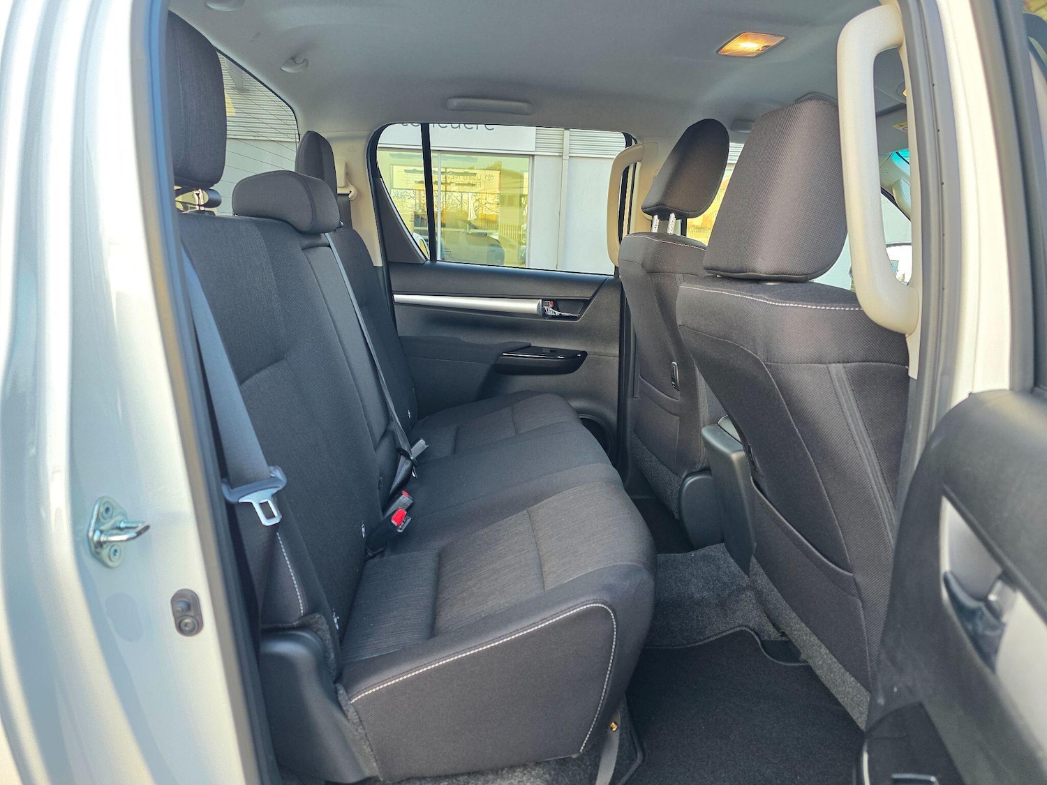 Used Toyota Hilux 2025 for sale - 76936134: Photo 15