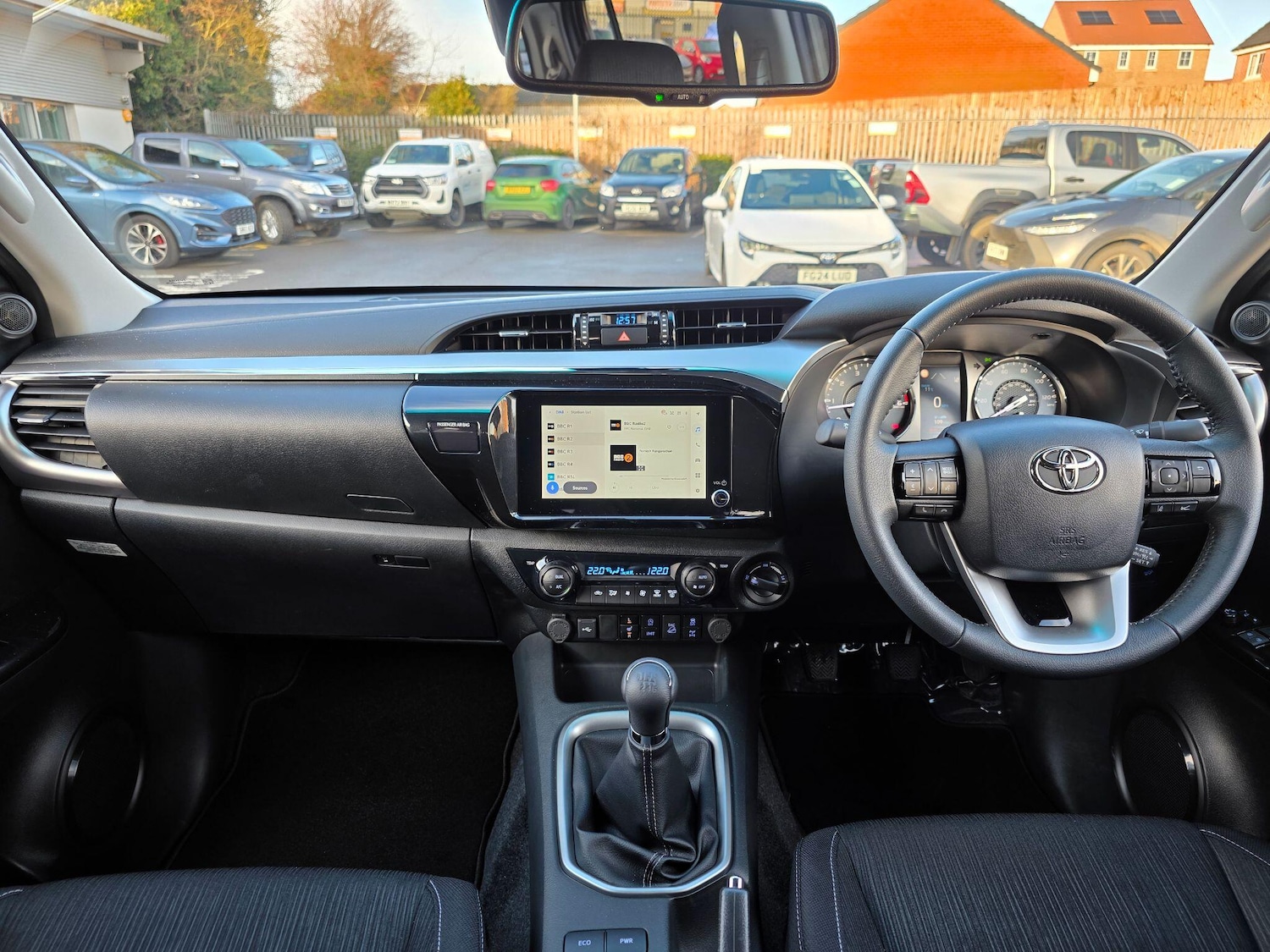 Used Toyota Hilux 2025 for sale - 76936134: Photo 7