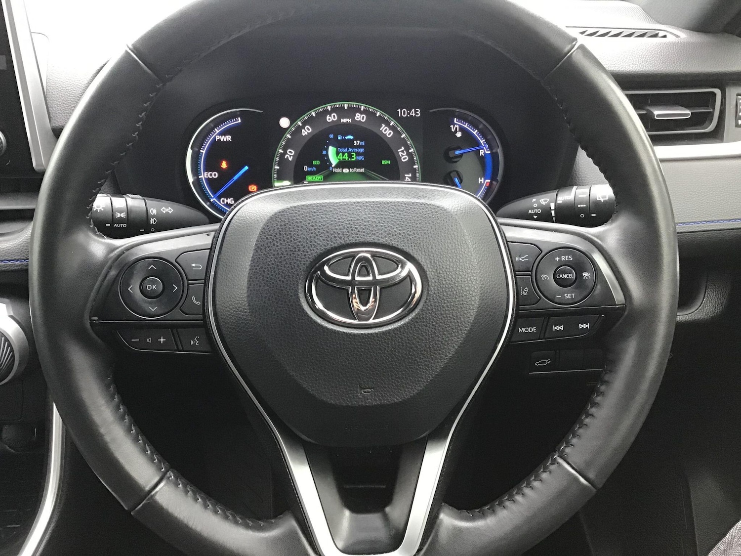 Used Toyota RAV4 2022 for sale - 77073975: Photo 9