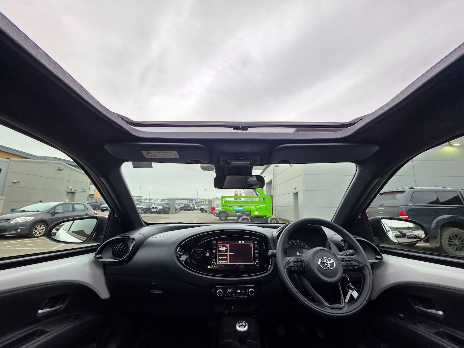 Used Toyota Aygo X 2023 for sale - 78034223: Photo 24