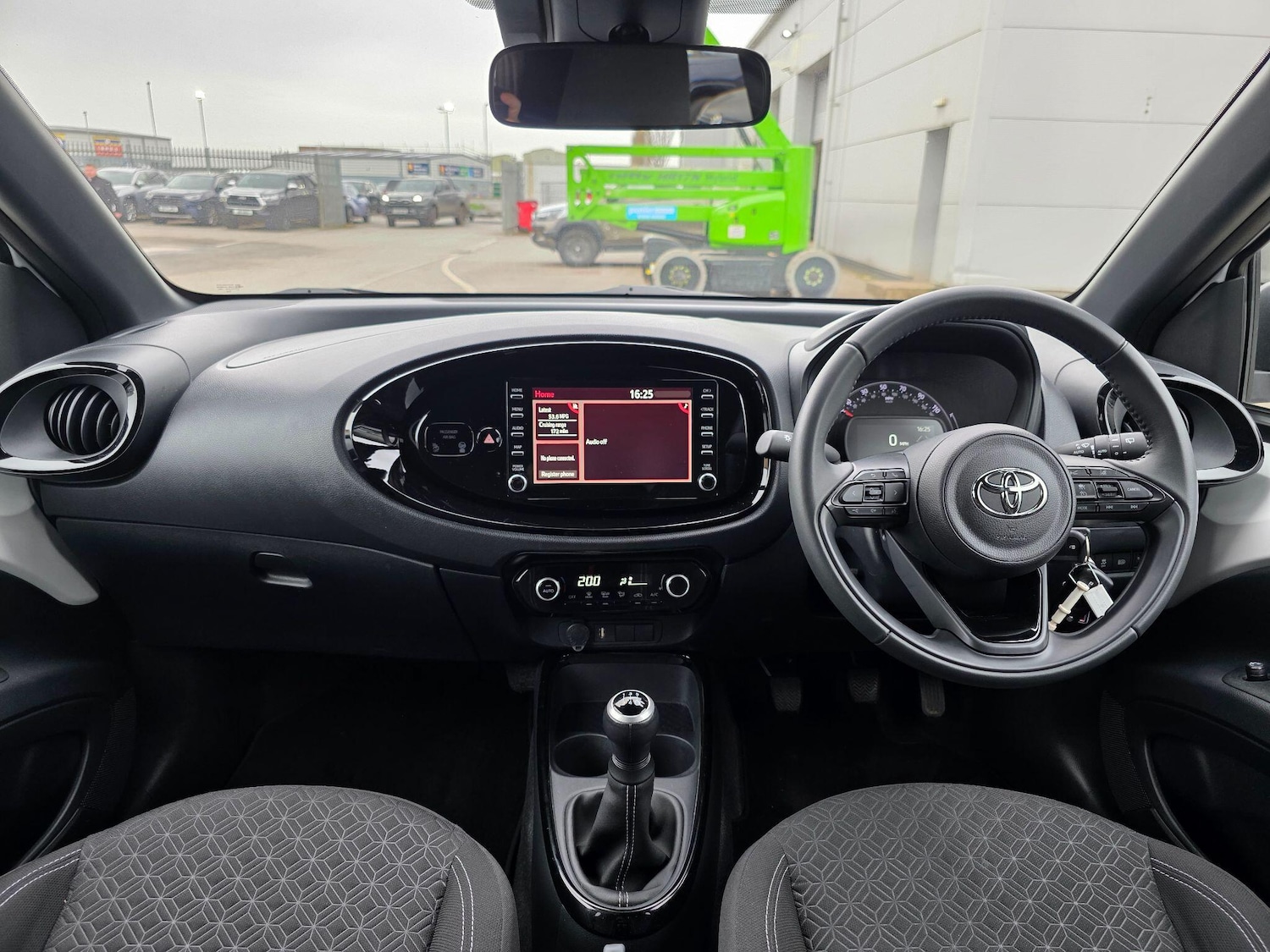 Used Toyota Aygo X 2023 for sale - 78034223: Photo 7