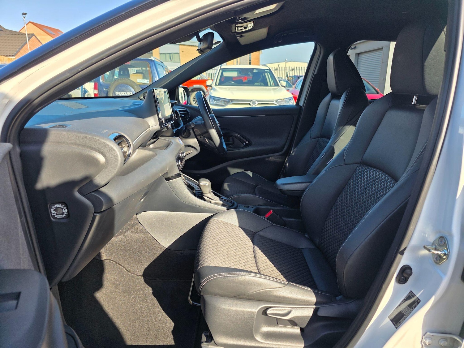 Used Toyota Yaris for sale - 77807680: Photo 12