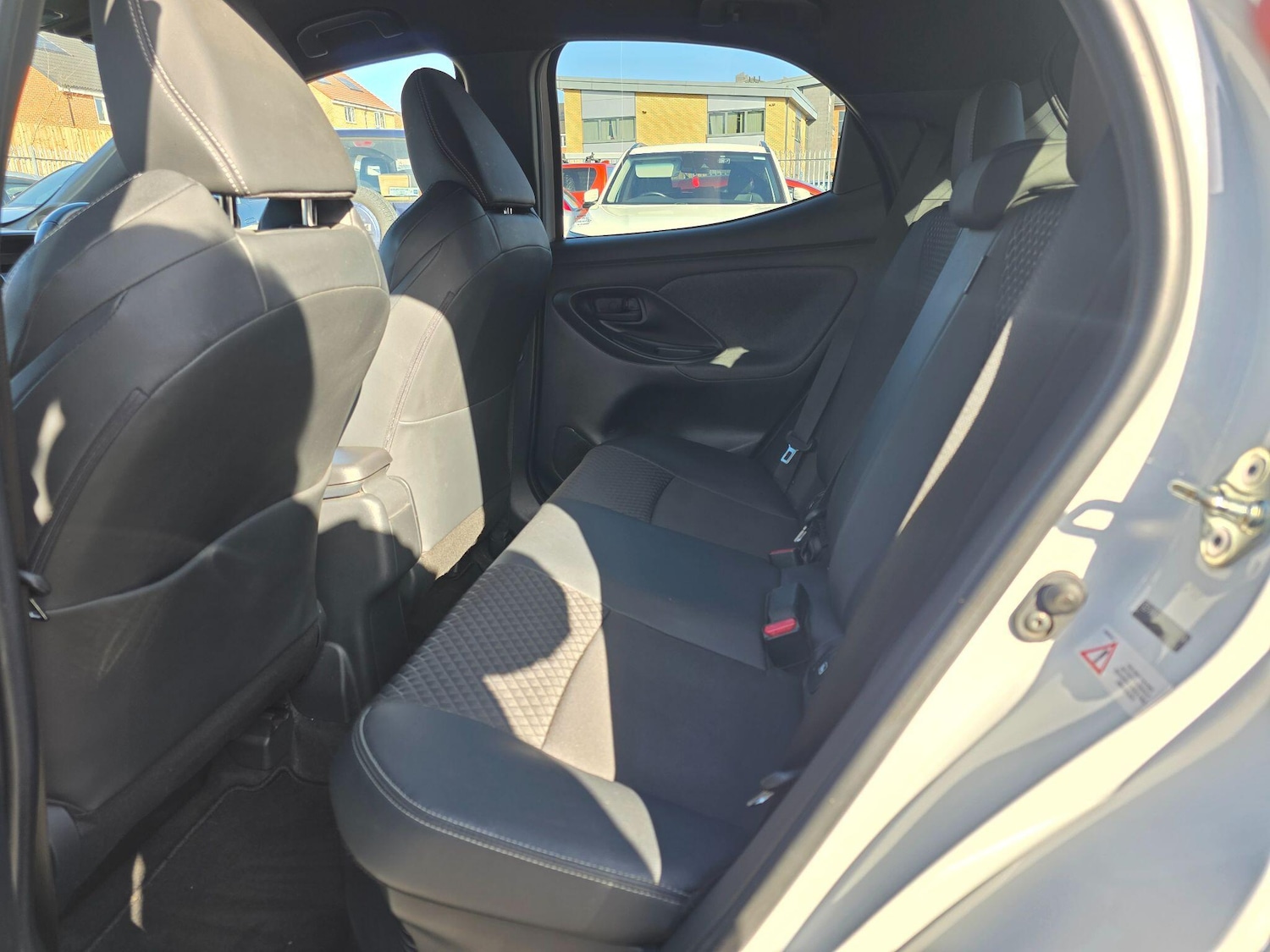 Used Toyota Yaris for sale - 77807680: Photo 14