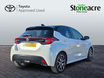 Used Toyota Yaris 2021 for sale - 77807680: Photo