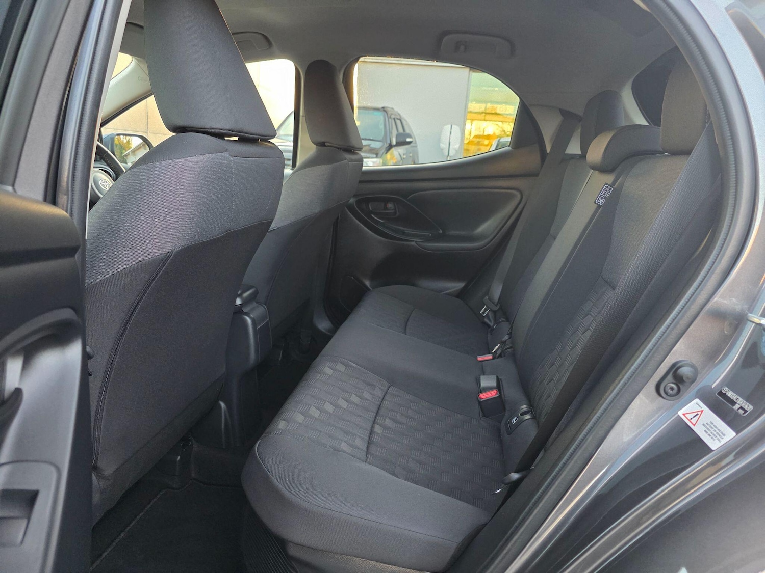 Used Toyota Yaris 2024 for sale - 77376329: Photo 14