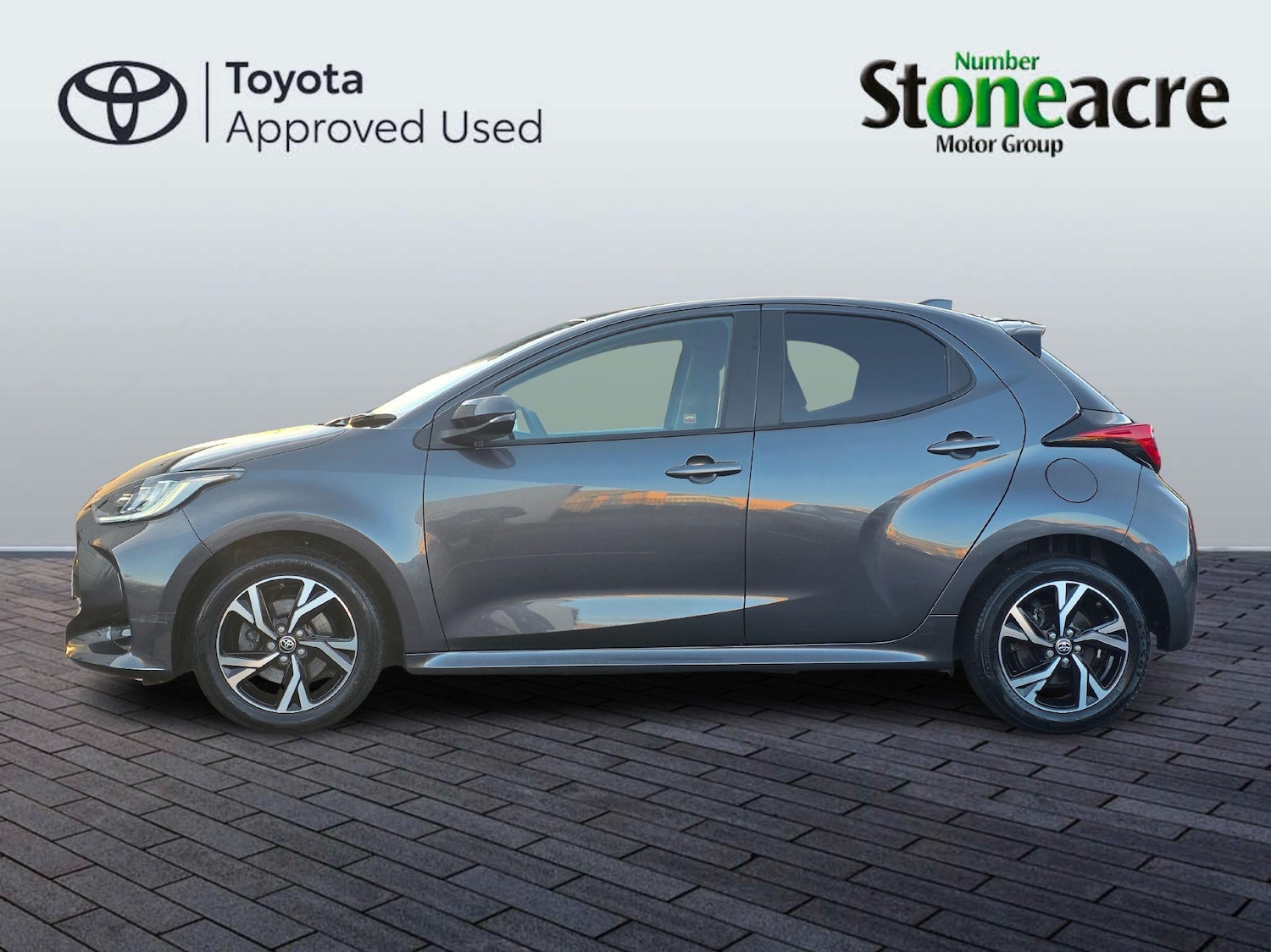 Used Toyota Yaris 2024 for sale - 77376329: Photo 19