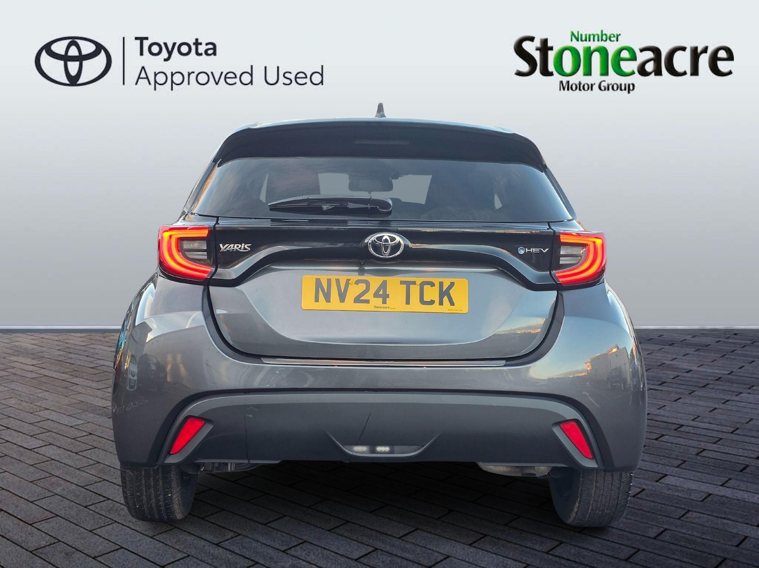 Used Toyota Yaris 2024 for sale - 77376329: Photo 21