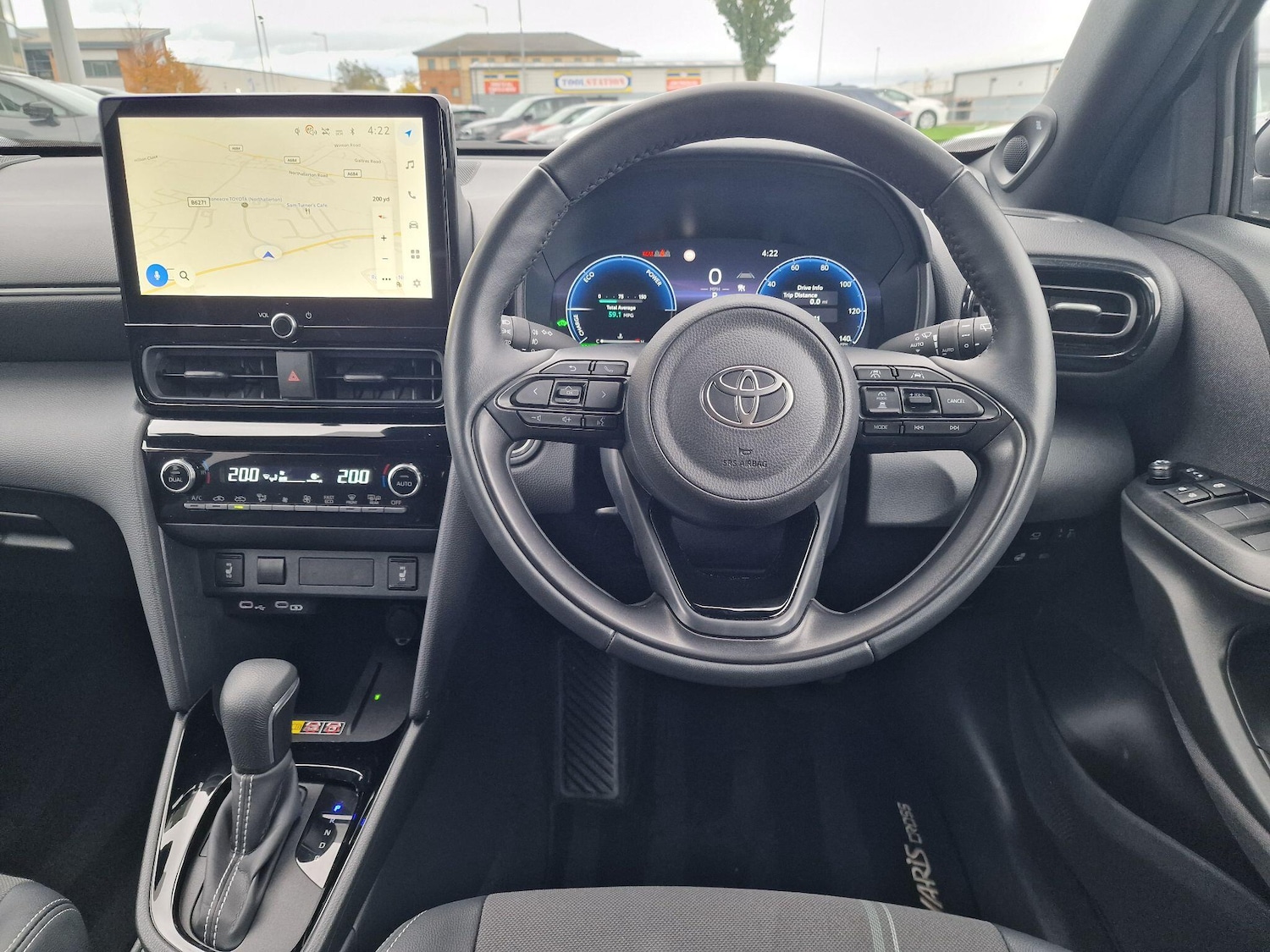 Used Toyota Yaris Cross 2025 for sale - 76388901: Photo 8