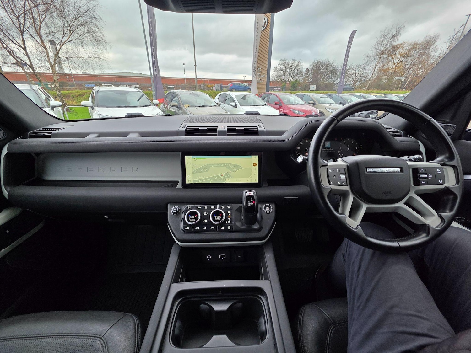 Used Land Rover Defender 2022 for sale - 77344008: Photo 5