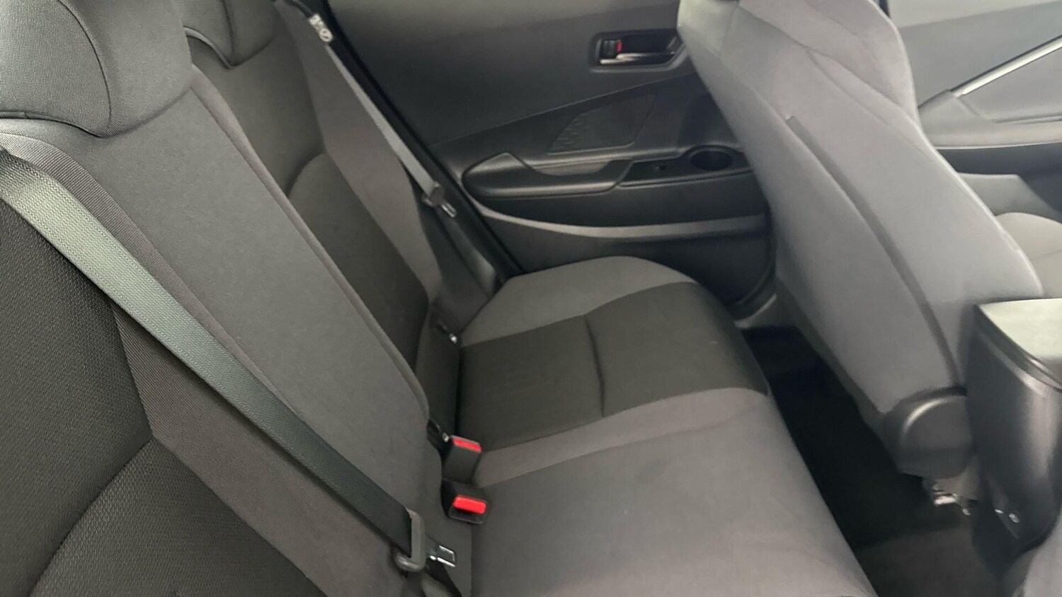 Used Toyota C-HR for sale - 77704791: Photo 15