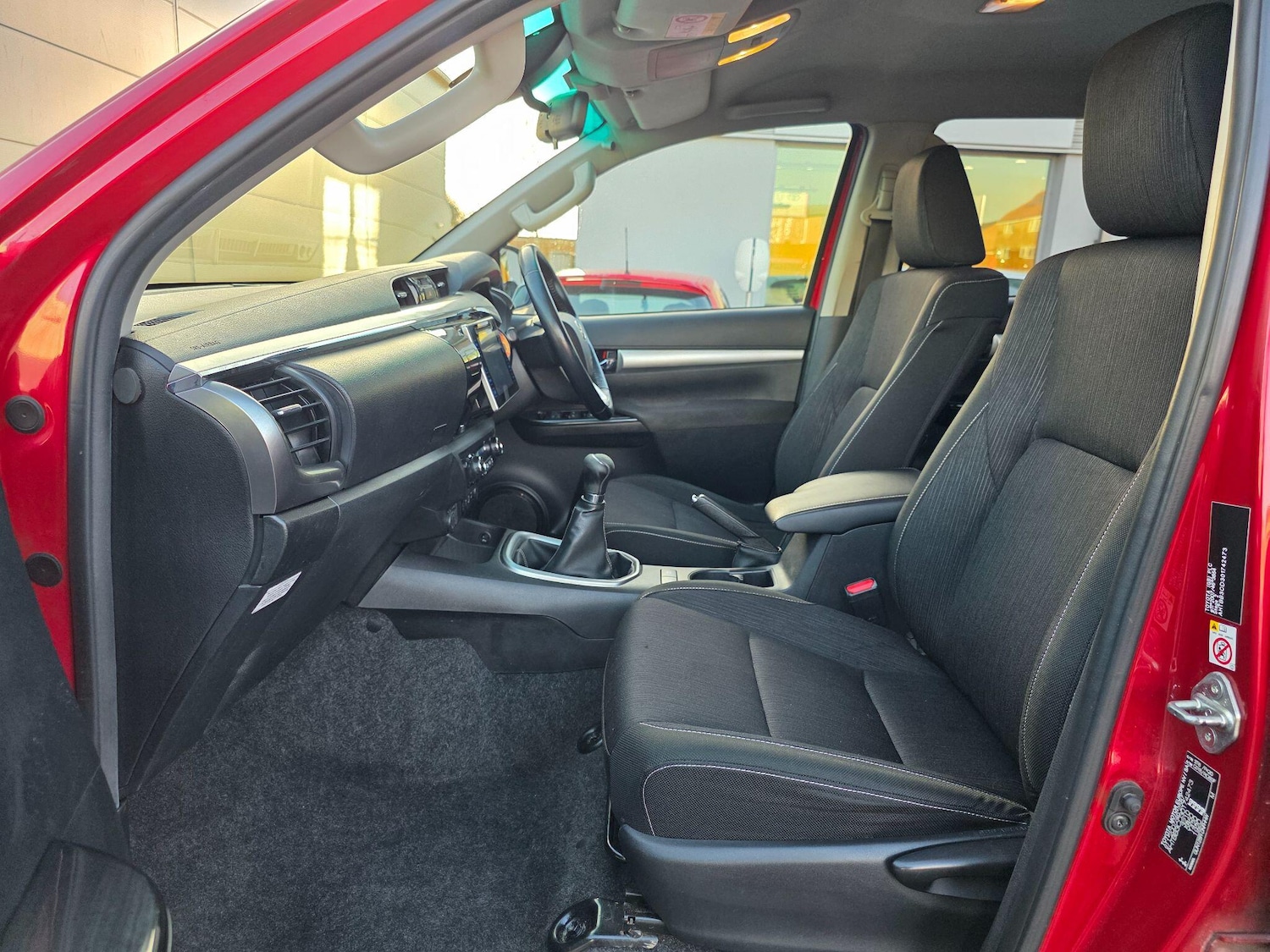 Used Toyota Hilux 2017 for sale - 76865836: Photo 12