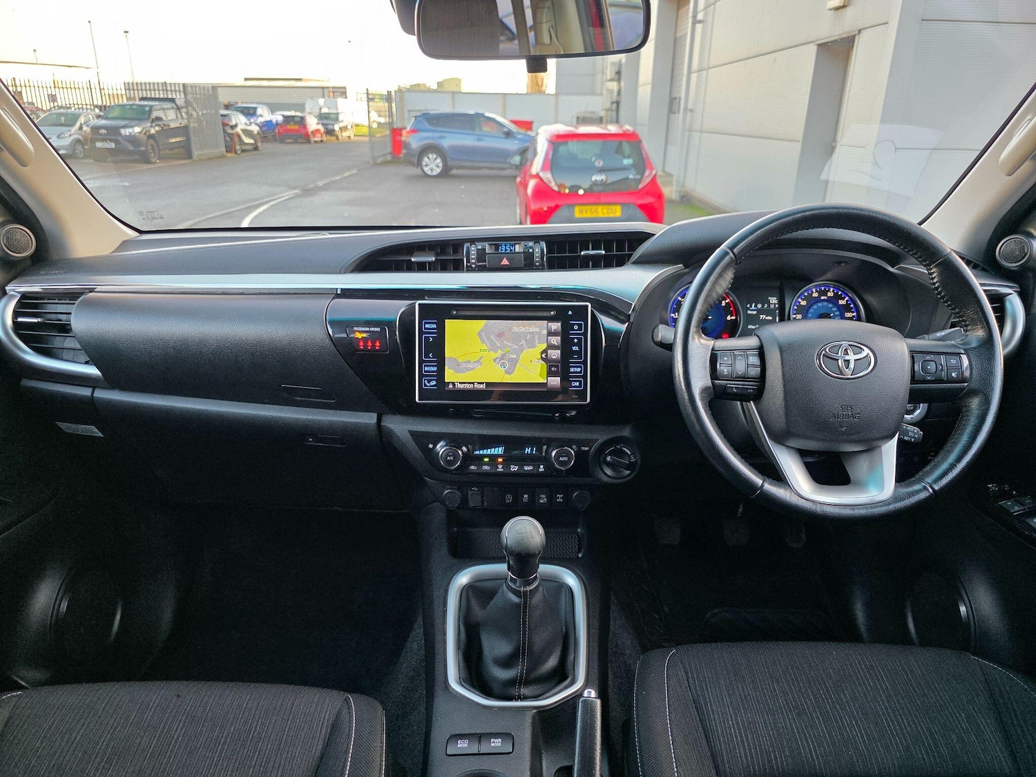 Used Toyota Hilux 2017 for sale - 76865836: Photo 7