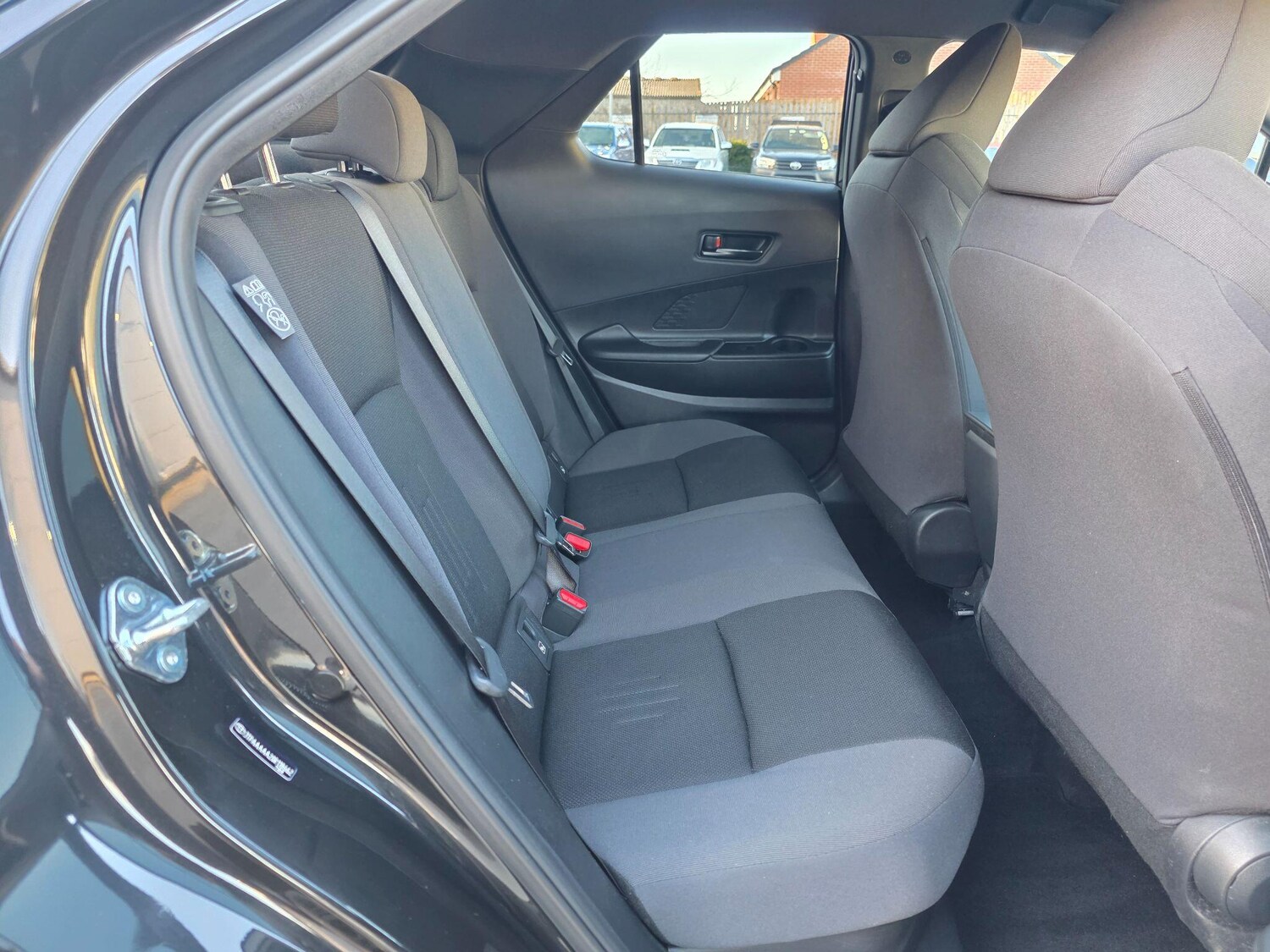 Used Toyota C-HR for sale - 77808259: Photo 15