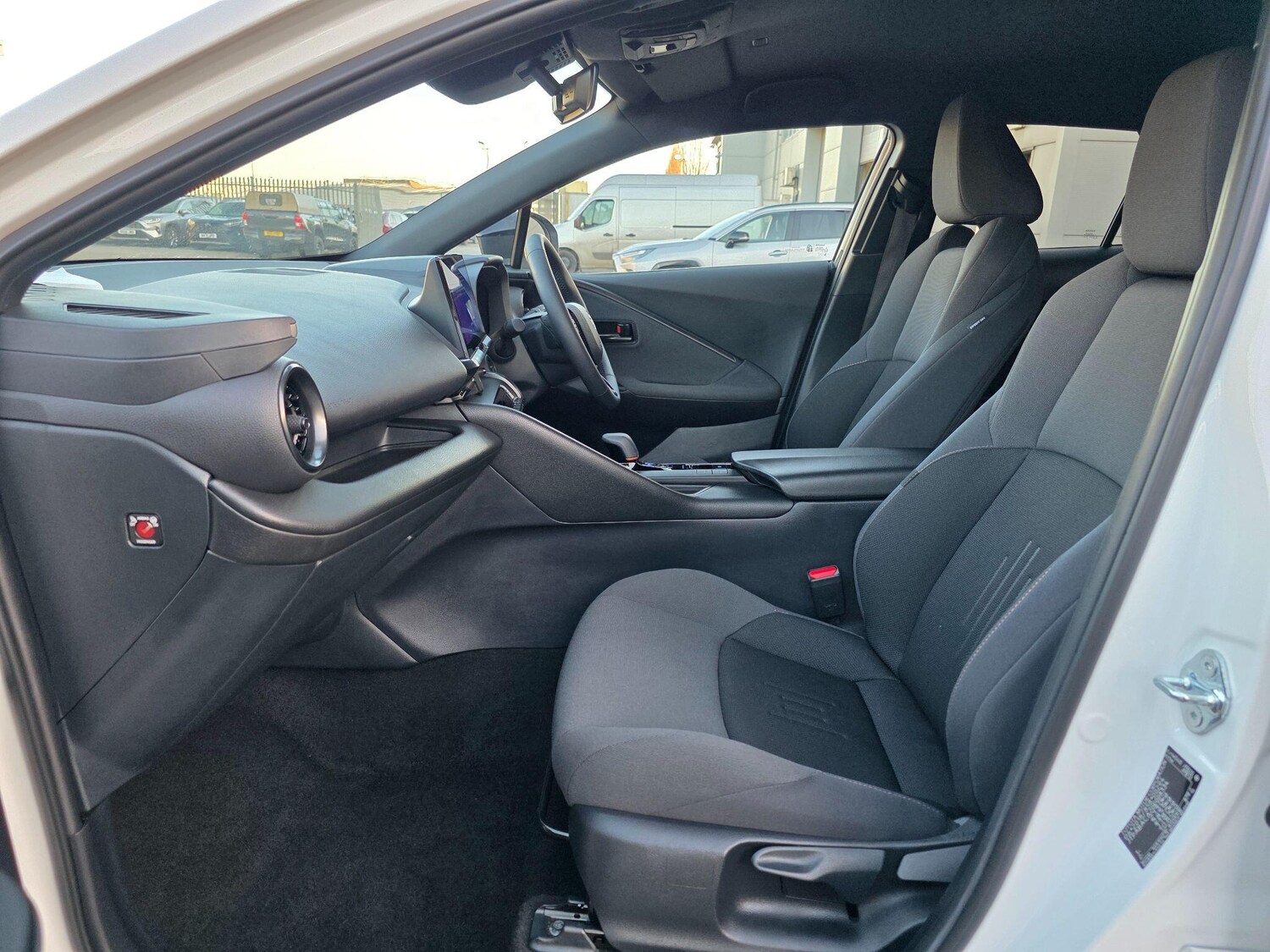 Used Toyota C-HR for sale - 77808263: Photo 12