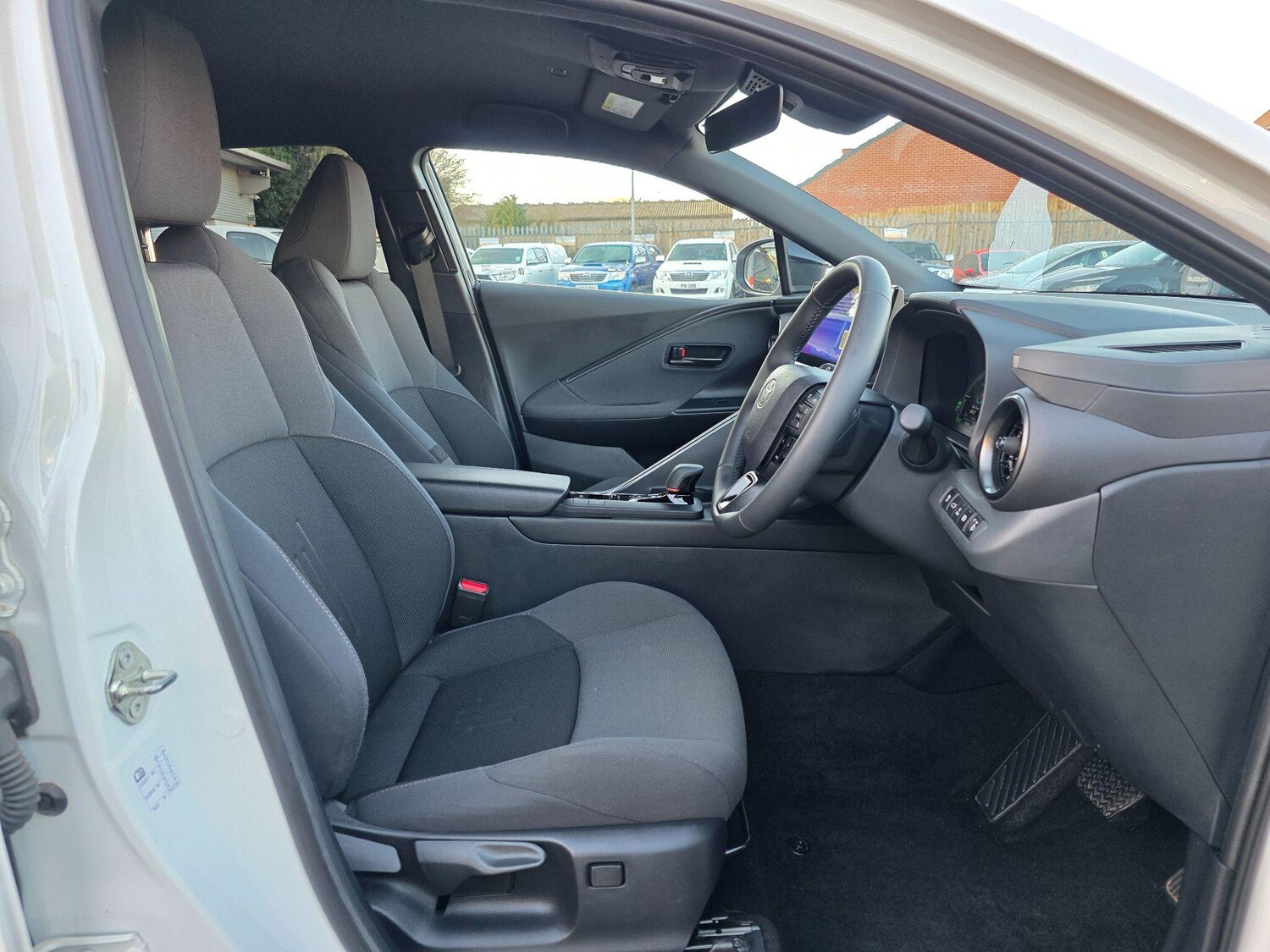 Used Toyota C-HR for sale - 77808263: Photo 13