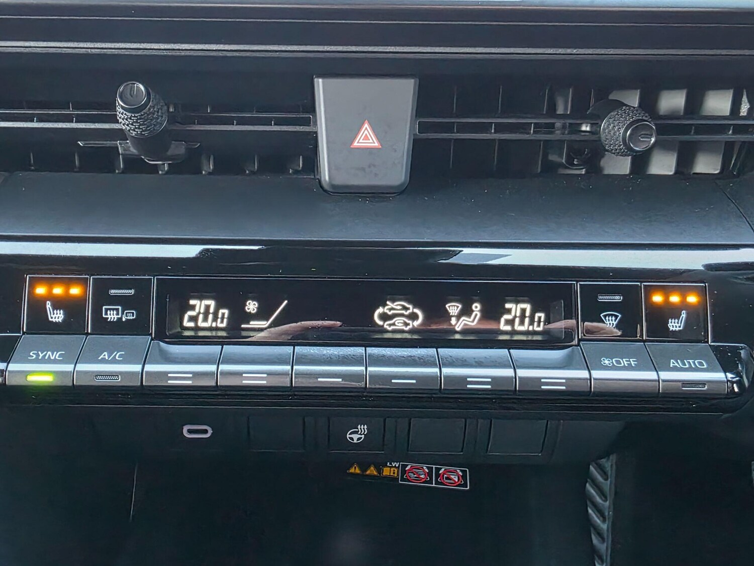 Used Toyota C-HR for sale - 77808263: Photo 23