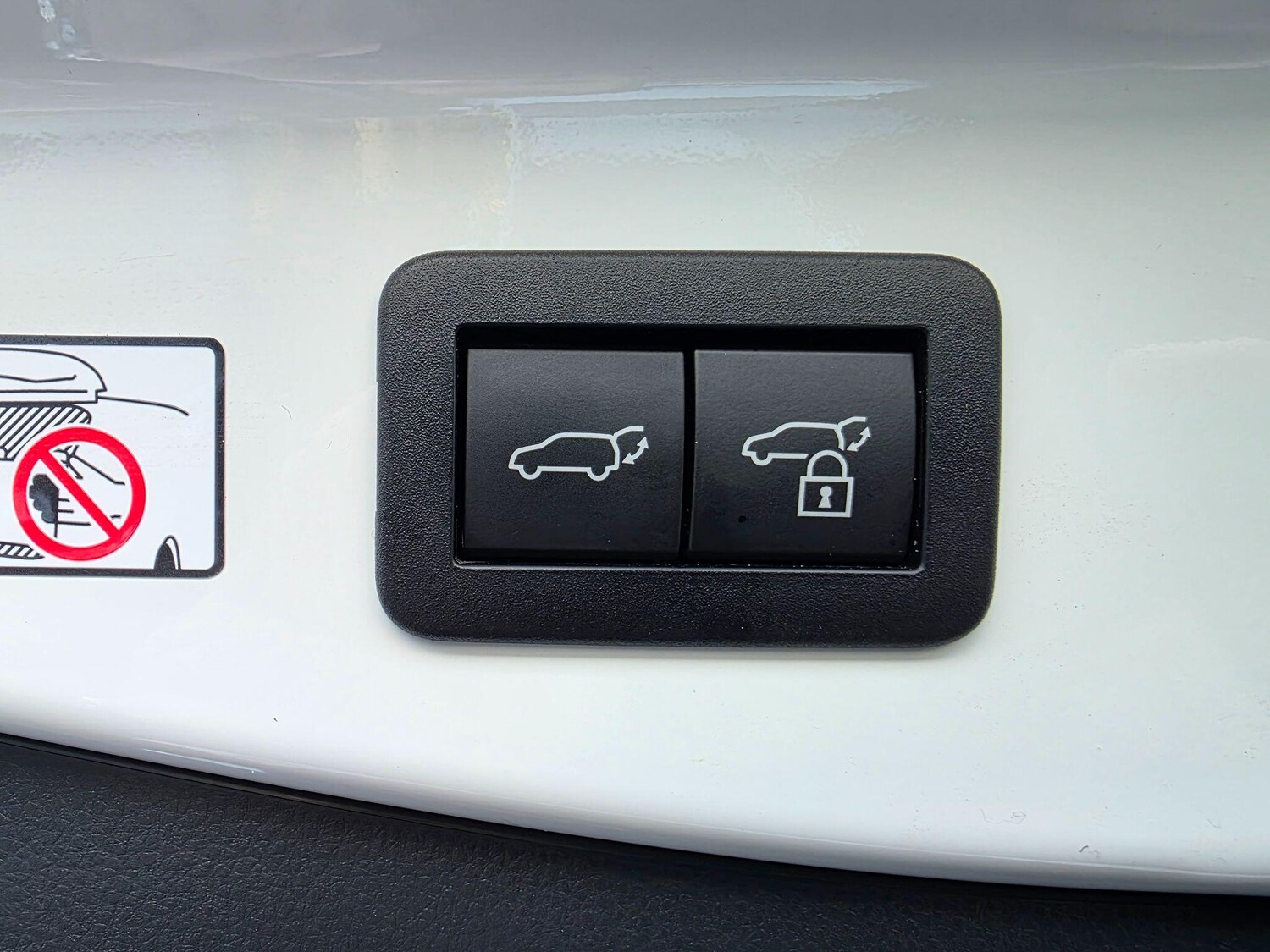 Used Toyota C-HR for sale - 77808263: Photo 25