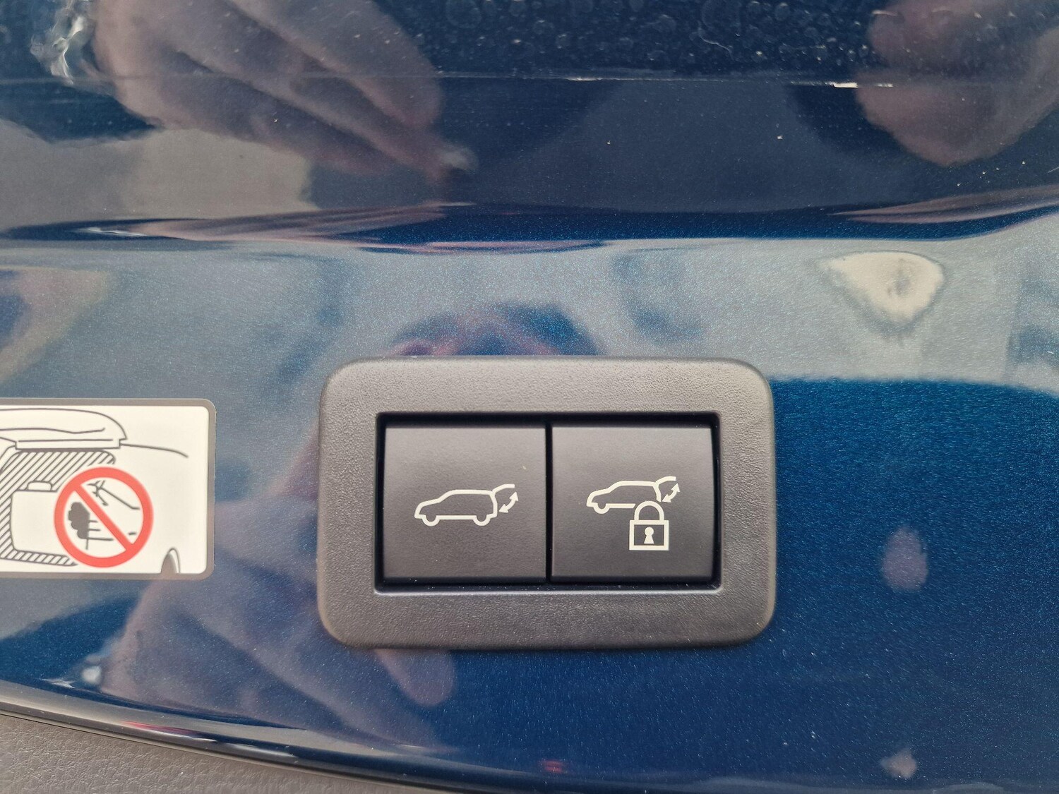 Used Toyota C-HR 2024 for sale - 76059212: Photo 24