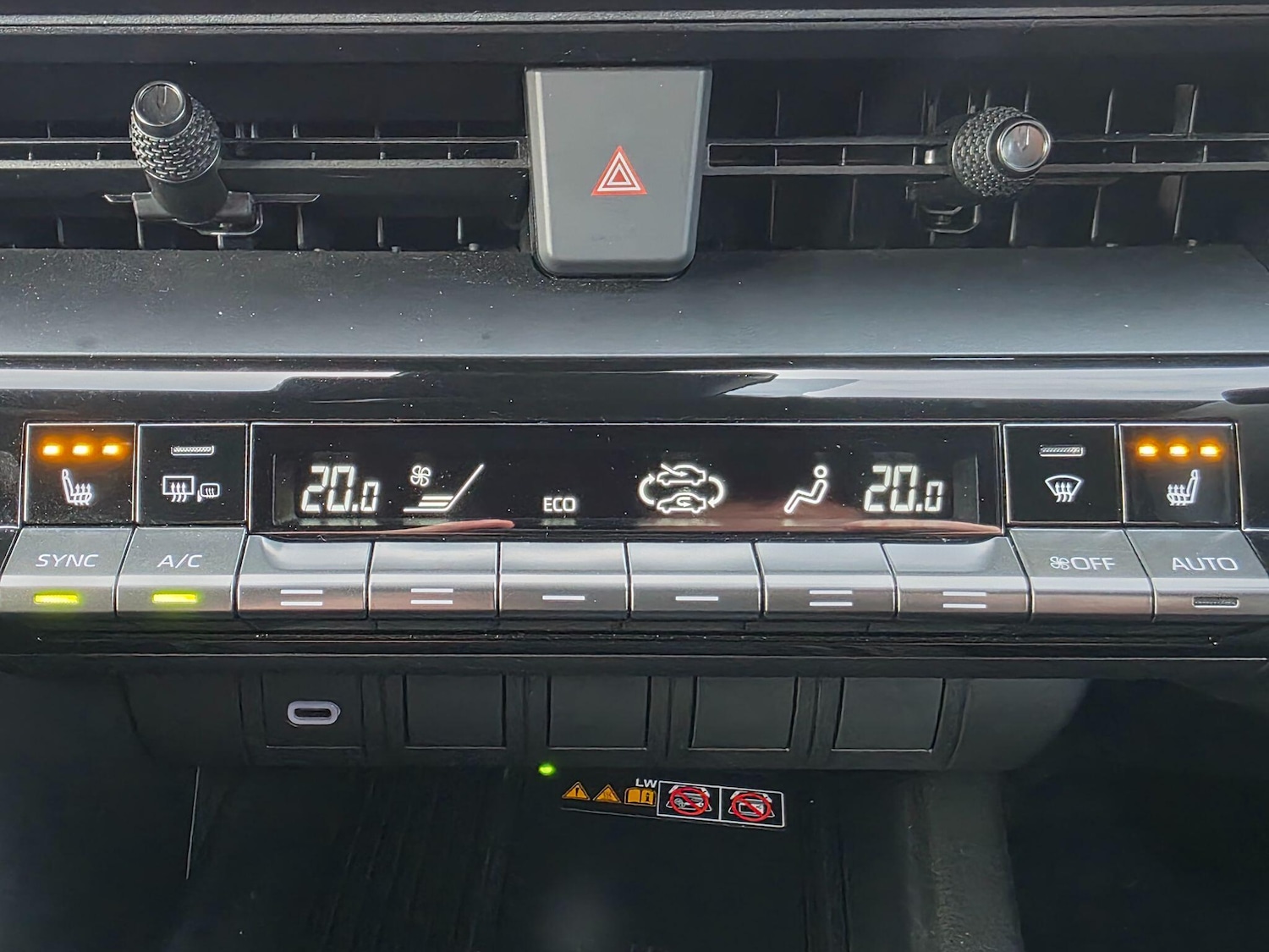 Used Toyota C-HR 2025 for sale - 77978401: Photo 23