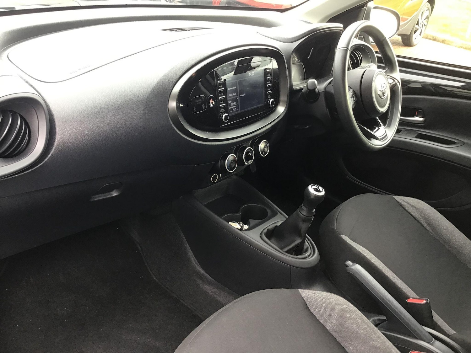 Used Toyota Aygo X 2023 for sale - 76802493: Photo 11