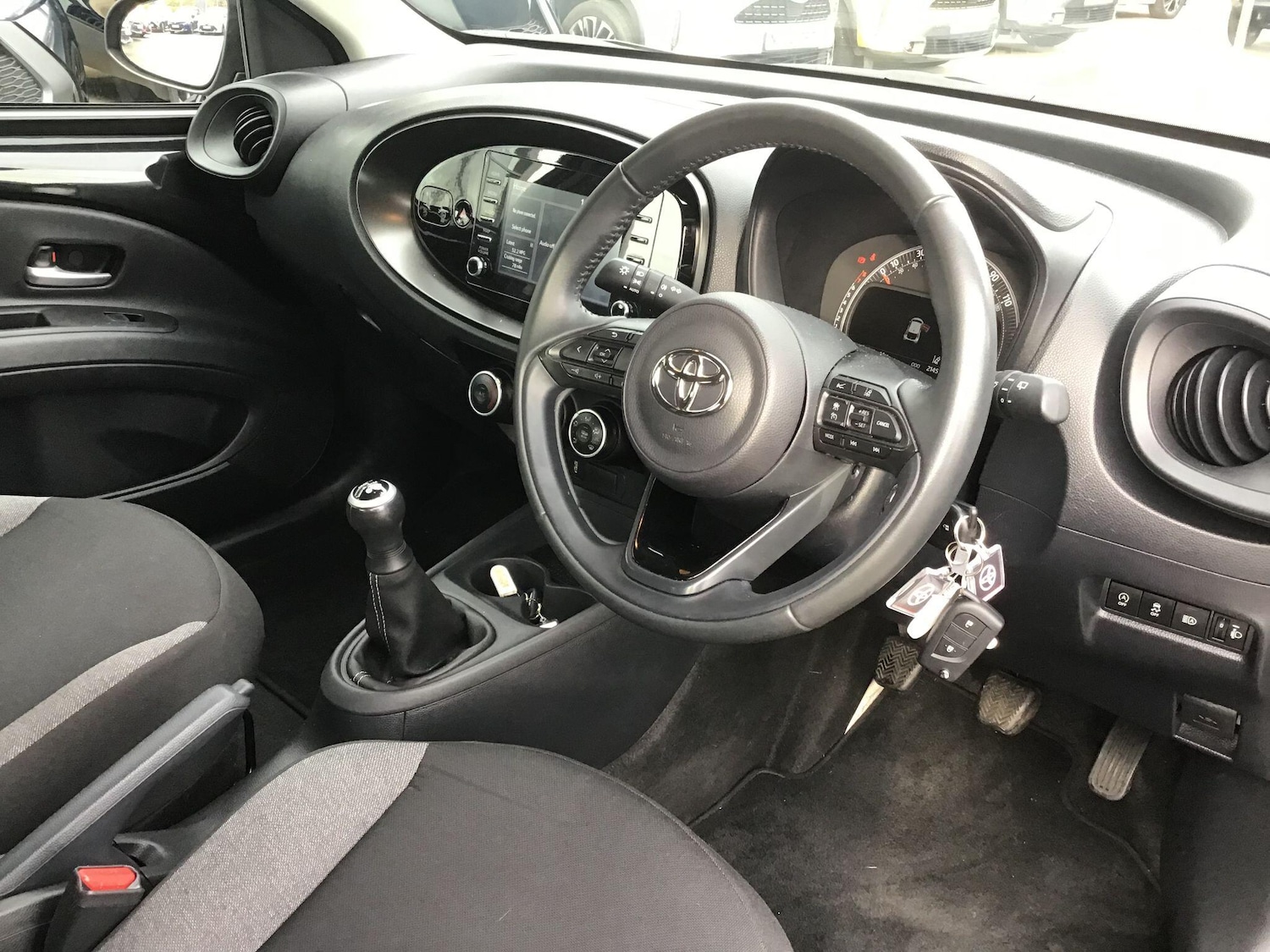 Used Toyota Aygo X 2023 for sale - 76802493: Photo 12