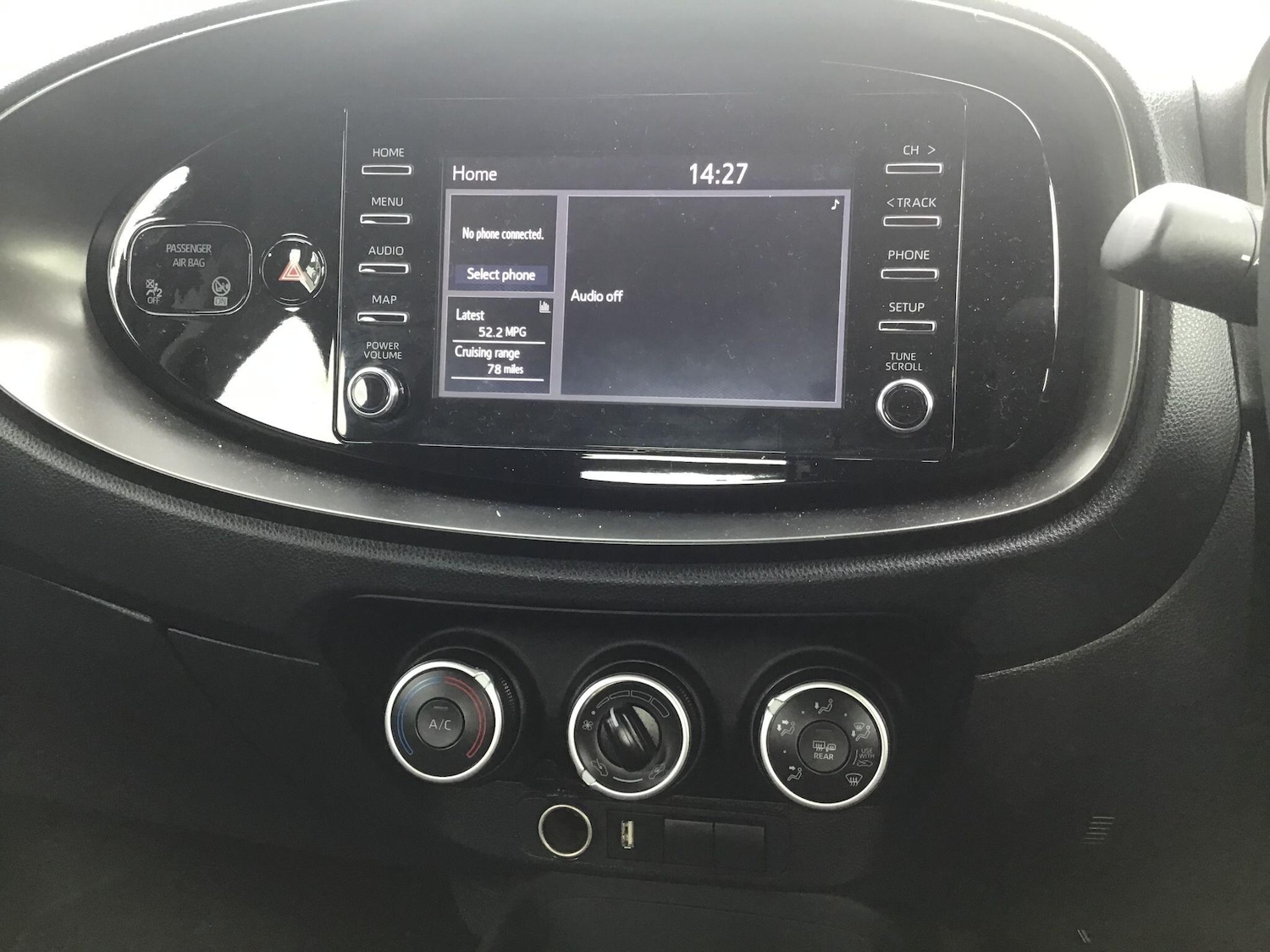 Used Toyota Aygo X 2023 for sale - 76802493: Photo 8