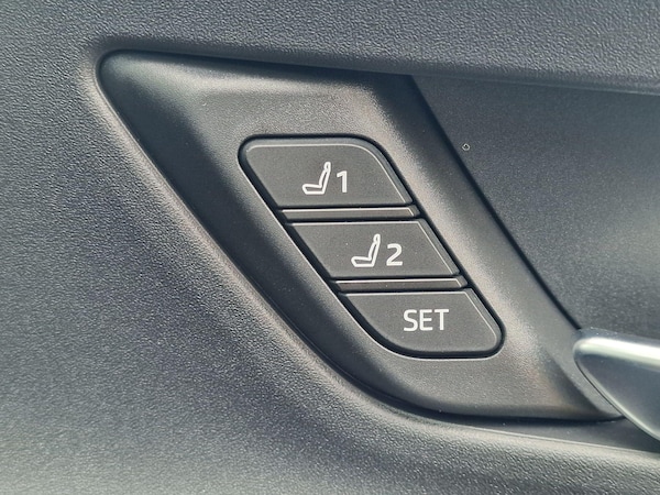 Used Toyota Prius 2025 for sale - 75448704: Photo 25