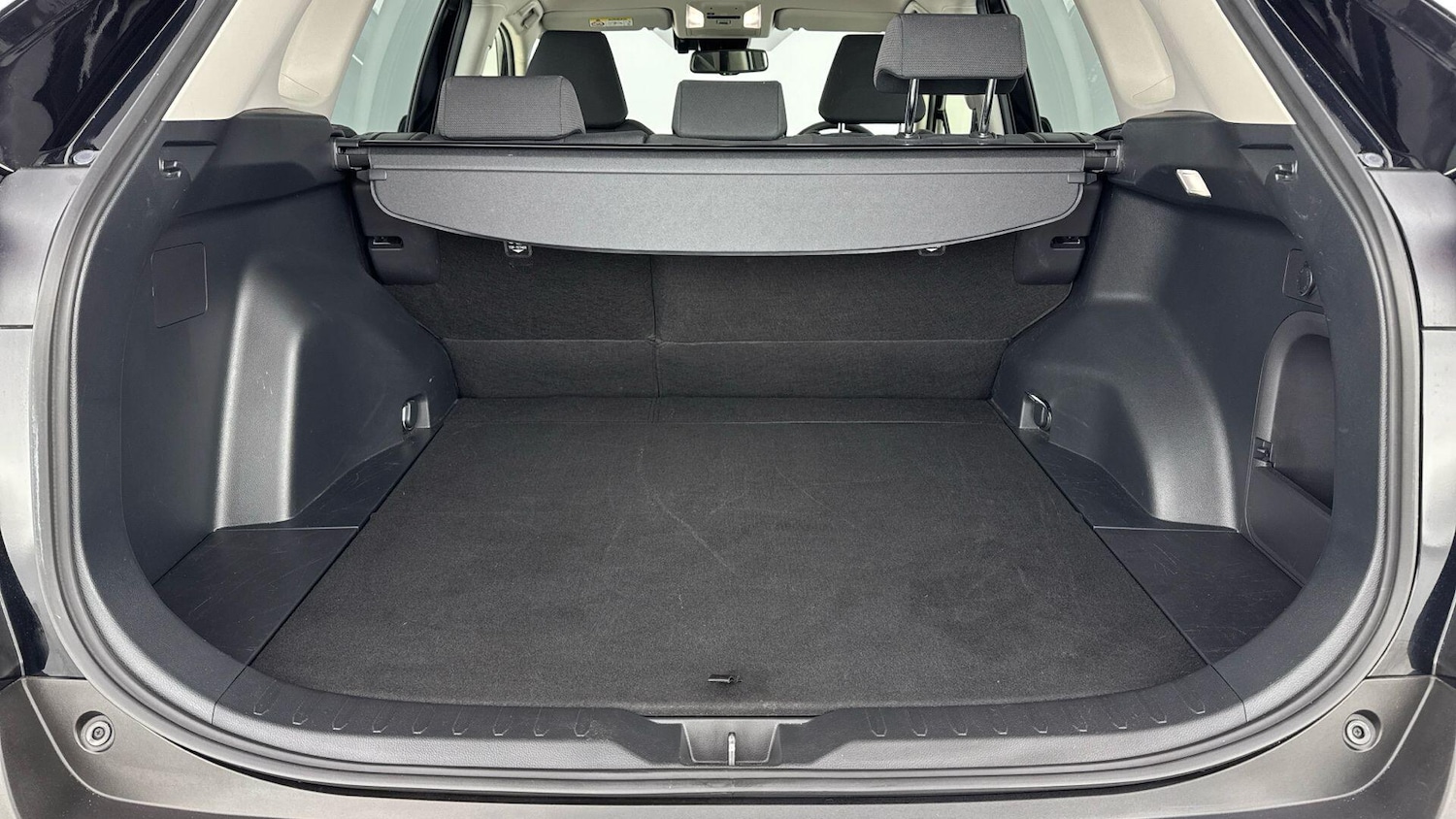 Used Toyota RAV4 2022 for sale - 76865823: Photo 16