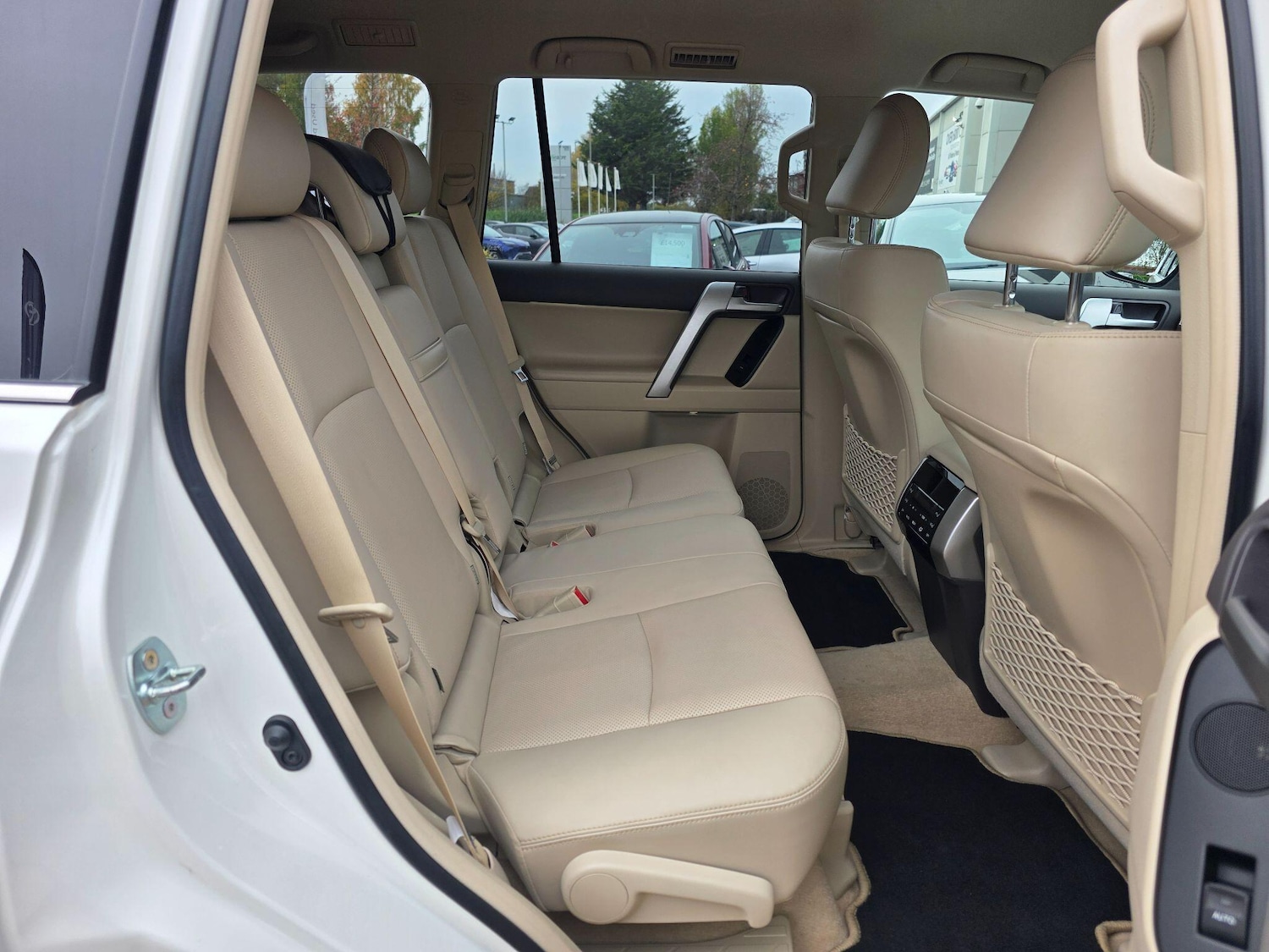 Used Toyota Land Cruiser 2023 for sale - 76433038: Photo 15