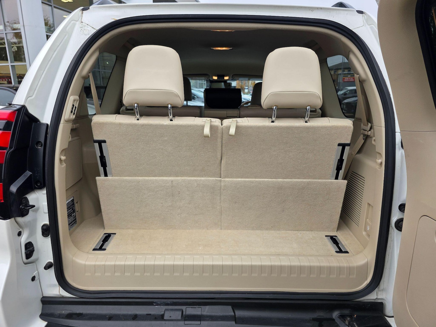 Used Toyota Land Cruiser 2023 for sale - 76433038: Photo 19