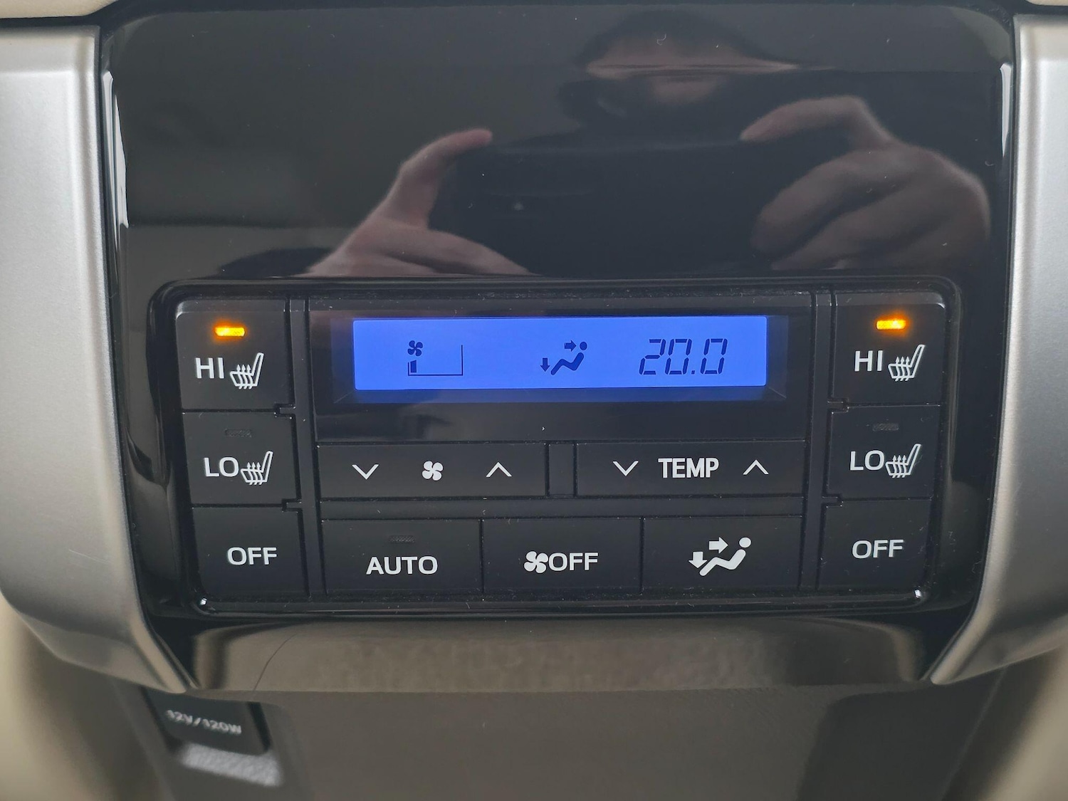 Used Toyota Land Cruiser 2023 for sale - 76433038: Photo 31