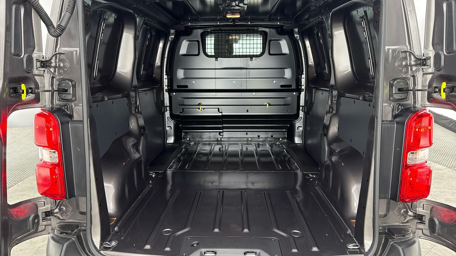 Used Toyota ProAce 2025 for sale - 77852805: Photo 16