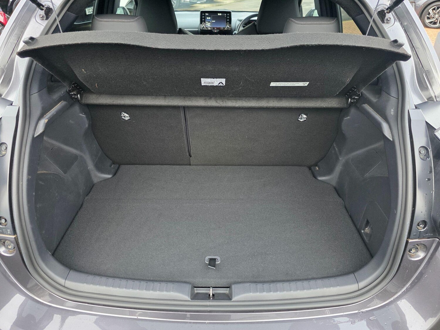 Used Toyota Yaris 2022 for sale - 76608499: Photo 16